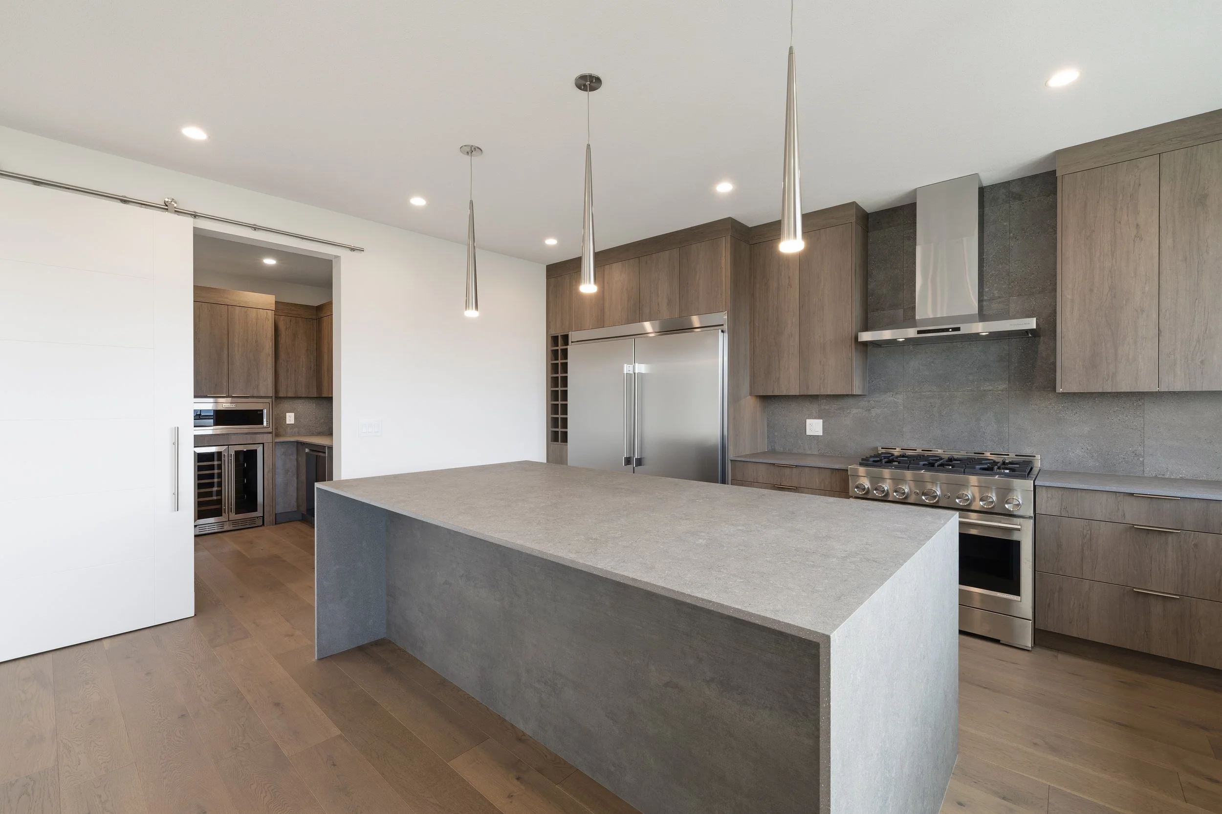 2527 Pinnacle Ridge ©Delaine Dyrdal3.JPG