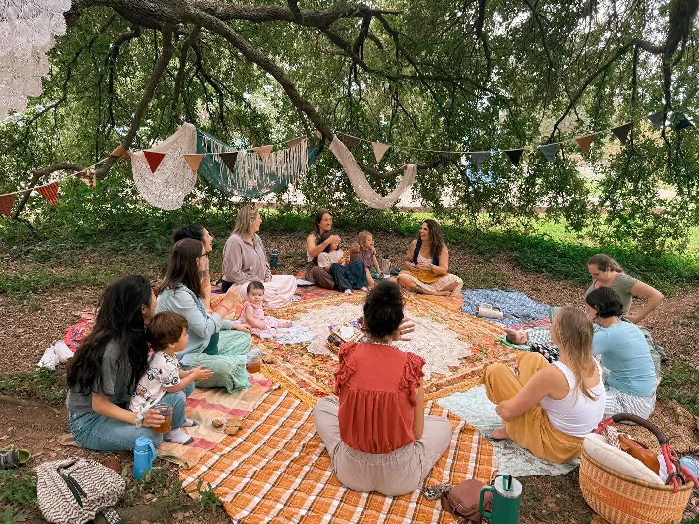 the second-to-last village prenatal gathering before our hiatus has got me deep in my feeeeeeeelsssssss 🥀

yesterday, we got to sit in circle with yet another group of magical women- women who open their hearts, share their stories, + root deeper in