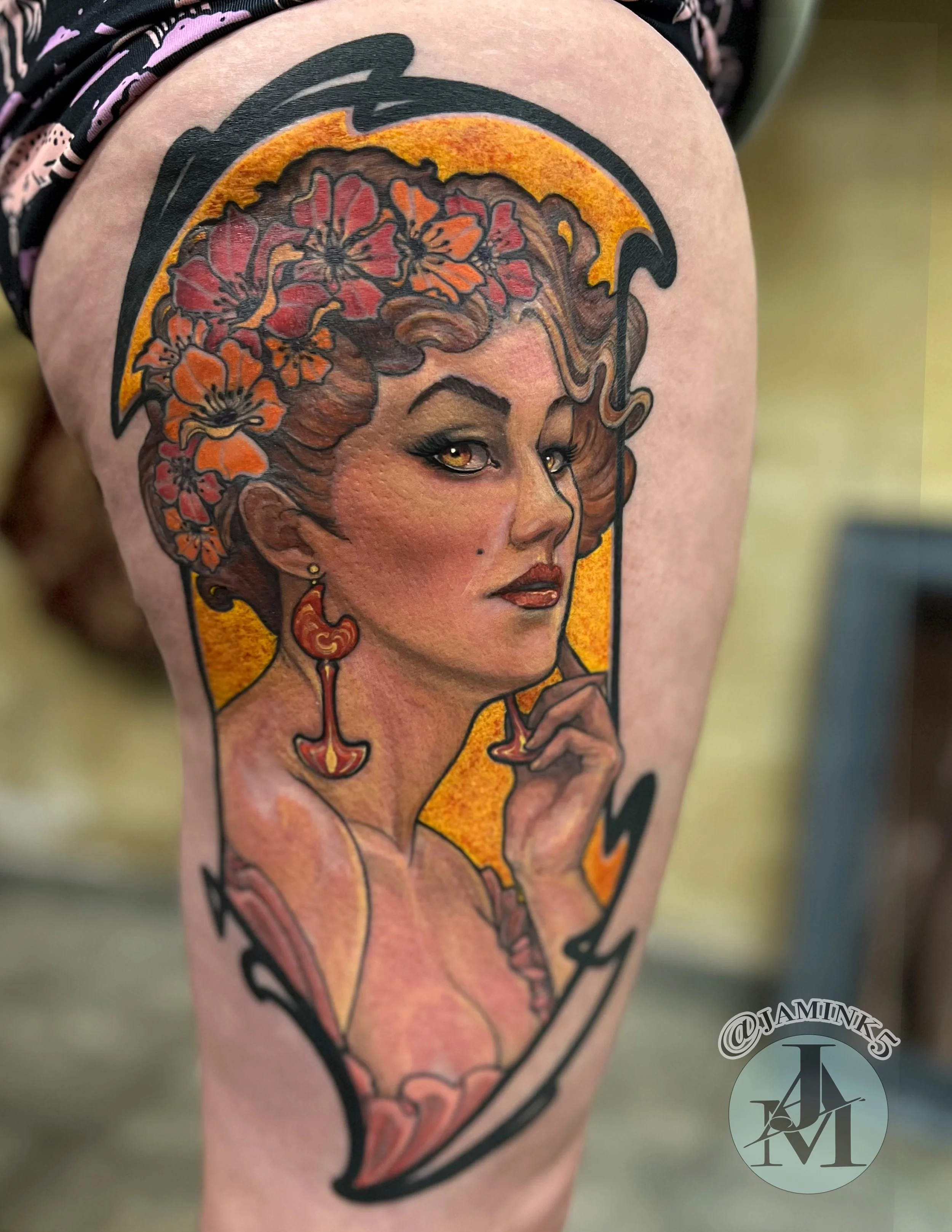 deco art nevo lady.JPG