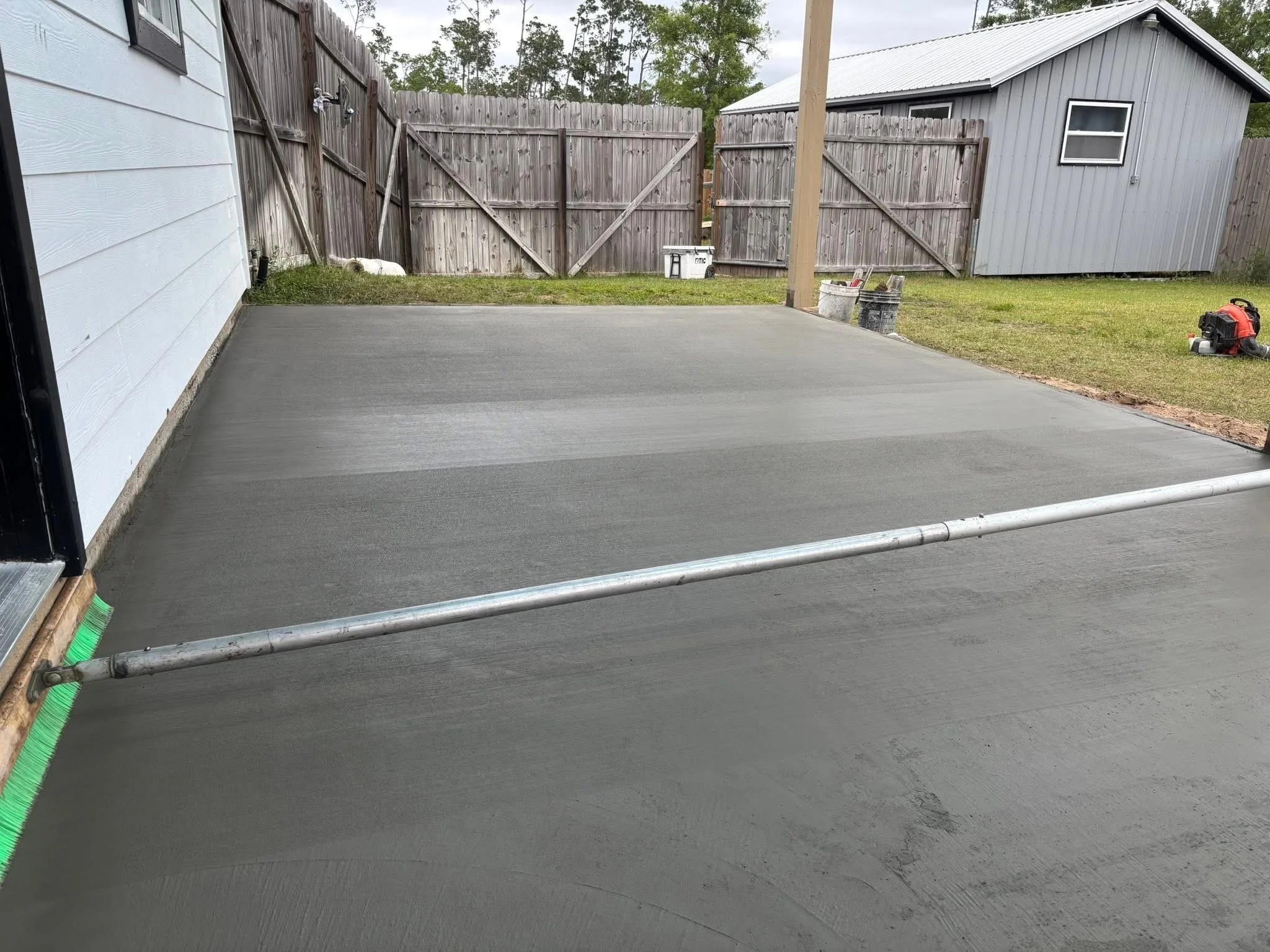 Concrete back patio.