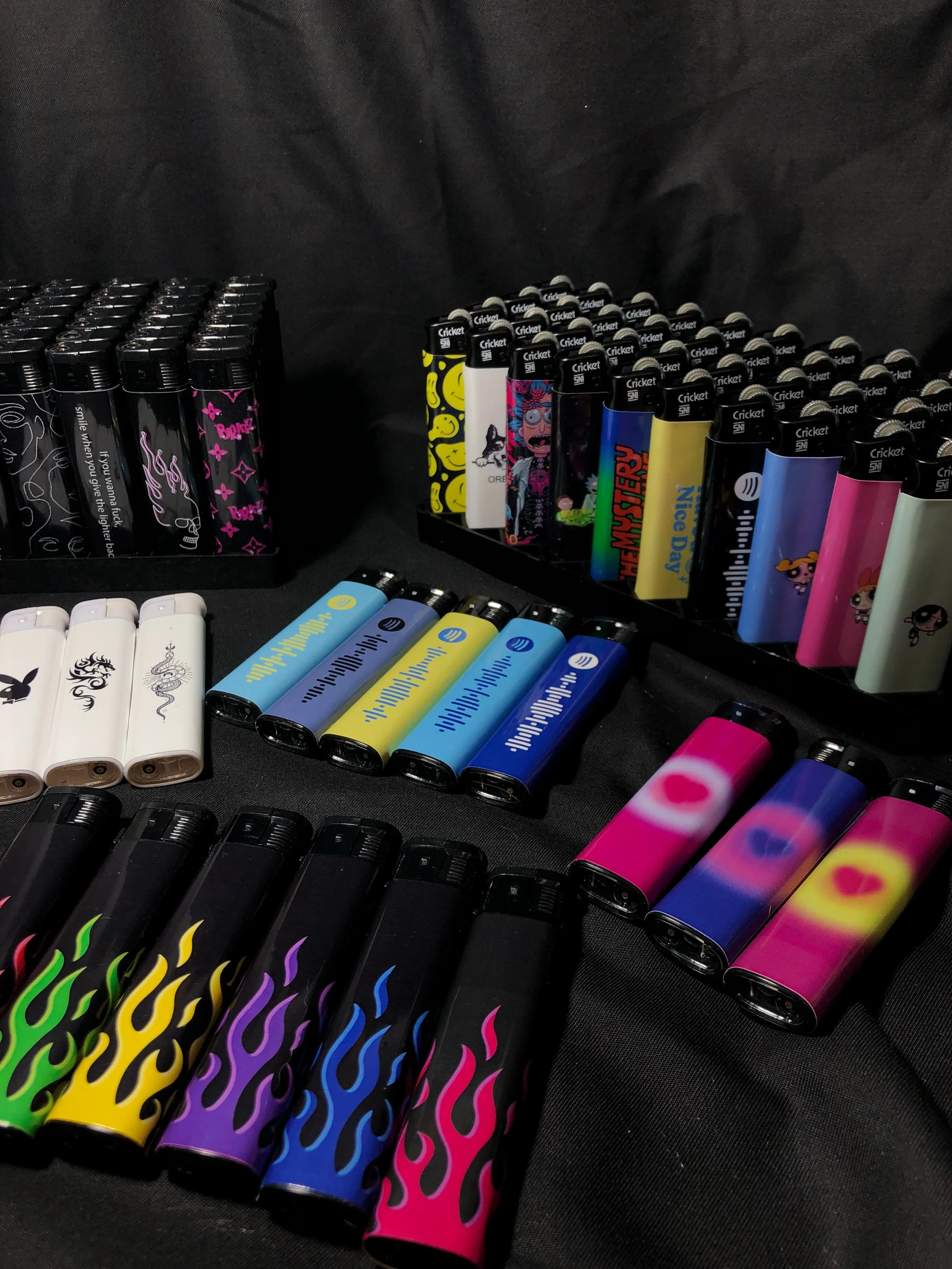 Grunties lighter by Bella Intania