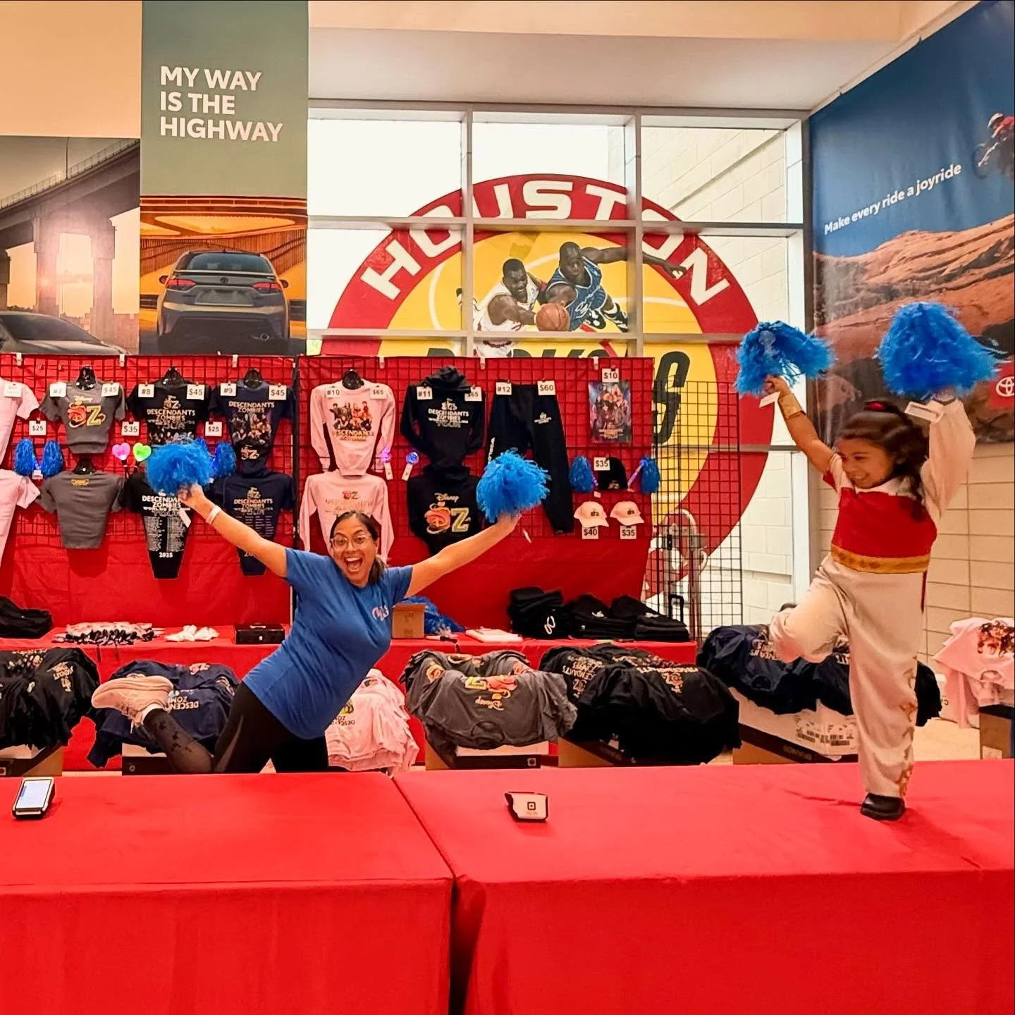 The excitement was palpable for #disneydescendants 

#disney #disneygram #disneydescendants3 #disneydescendants2