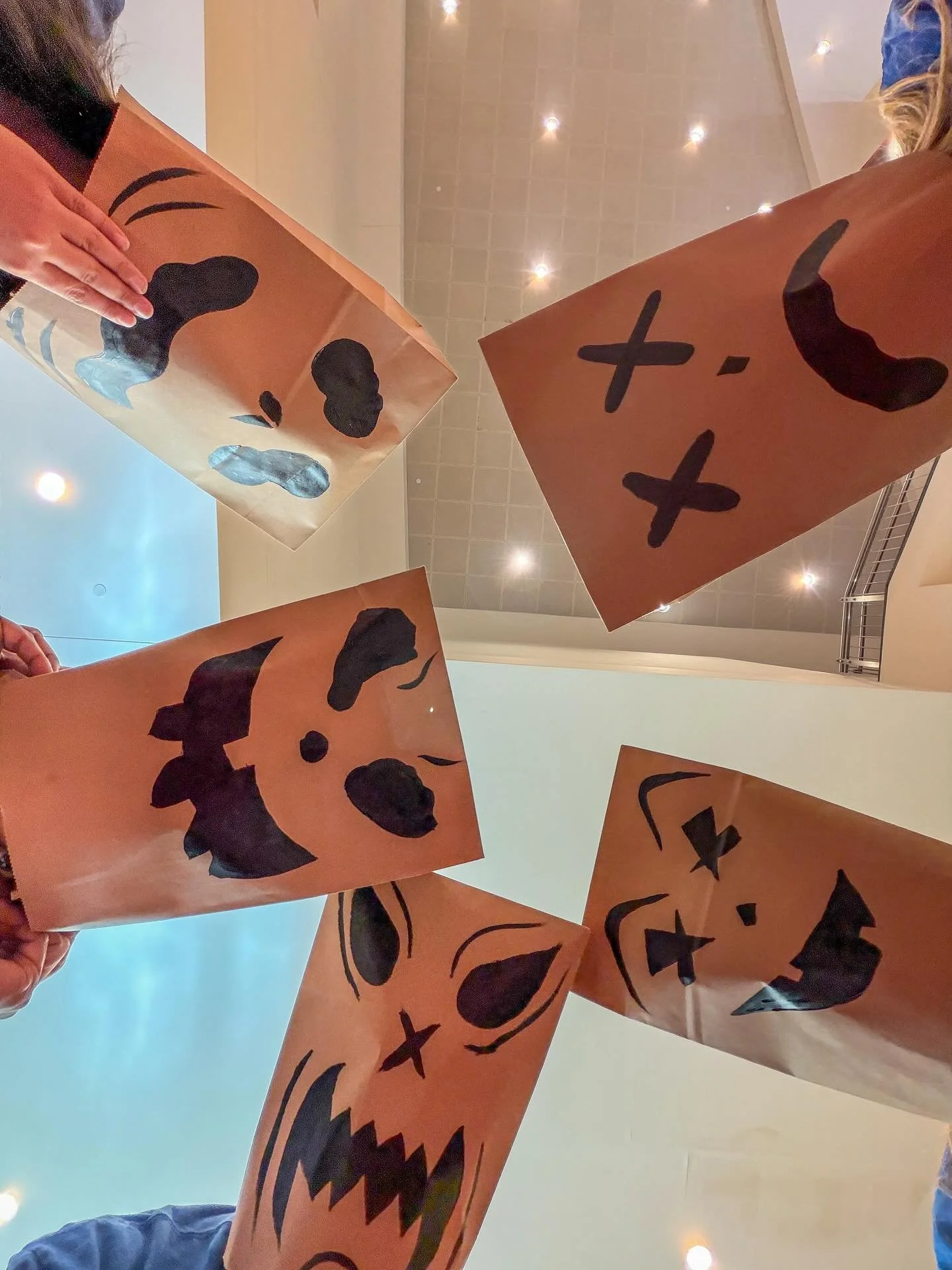 #allhallowseve H-Event style

#halloween #thisishalloween🎃 #merch