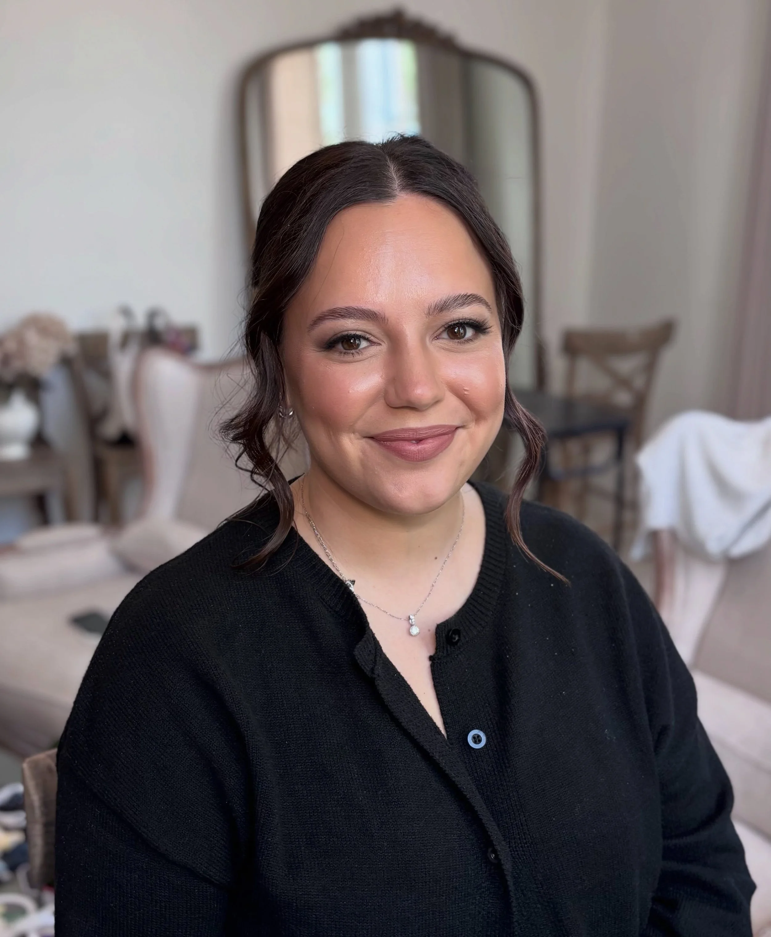 Healthy. Glowing. Radiant. 

#glowybridesmaidmakeup #neutralbridesmaidmakeup #michiganweddingplanning #westmichiganwedding #grandrapidsmakeupartist
