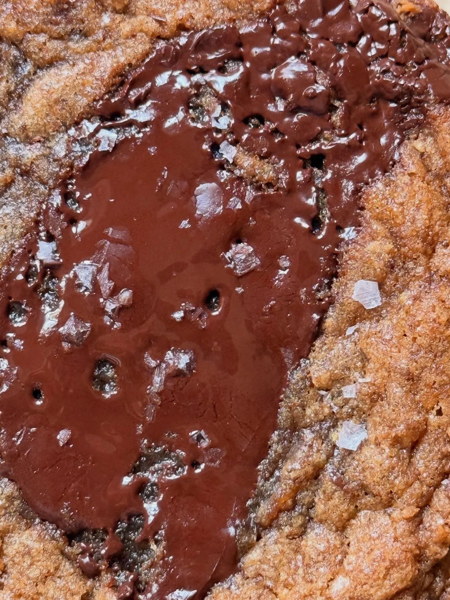 Can&rsquo;t. Get. Enough 😍

Our first Death by Chocolate bundle launching next month. For the chocolate lovers who know how to indulge. 

🍫 Chocolate M&eacute;nage - Triple Chocolate Sea Salt x2
🥜 Velvet Noir - Double Chocolate Peanut Butter x2

T