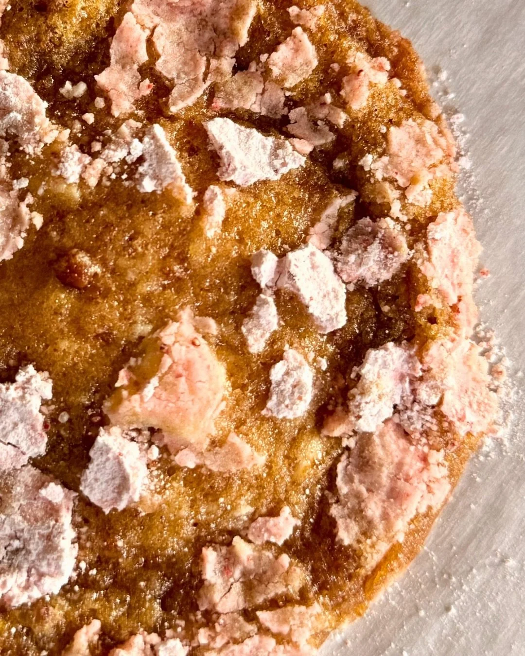 She&rsquo;s back. Upgraded 🍓🍋
Cello with a sweetly tart twist

From the Flavor Encore Collection
a brief cameo, never repeated

#cookiesdefleur #madeindc #dcfood #lemonbars