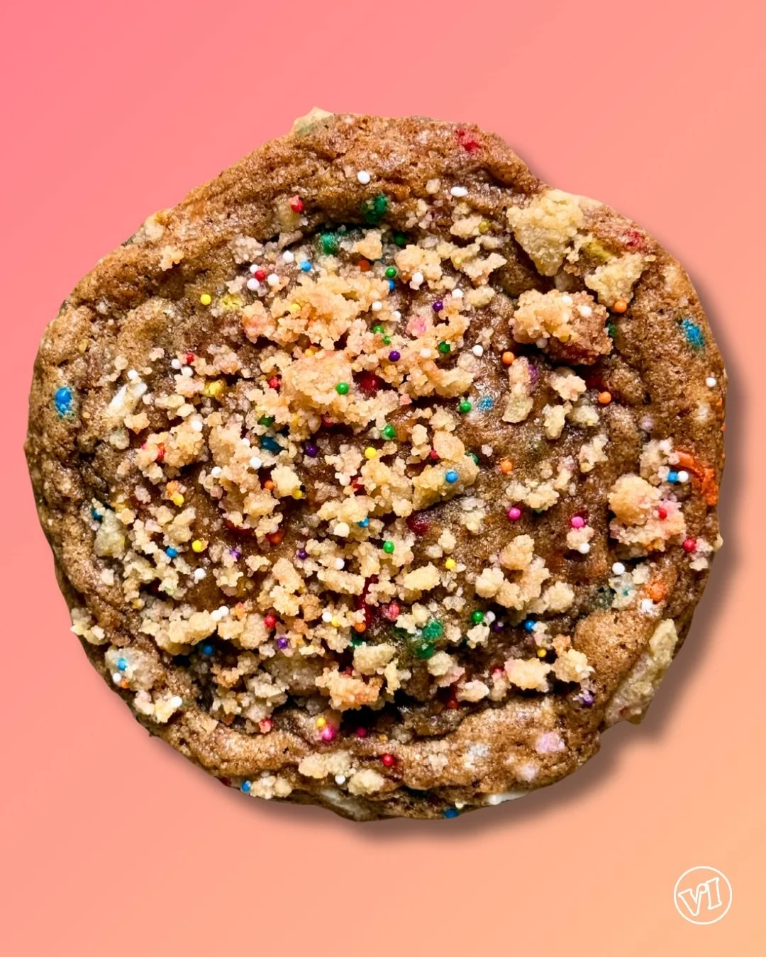 She is THE birthday 🎂

Afterparty // CookieButter Cake
Blonde chocolate + Biscoff + sprinkles ✨

For those who don&rsquo;t know how to stop,
more is more.

Cookiemaxxing, if you will 🤣

#cookiesdefleur #madeindc #dcfood #cookiebutter