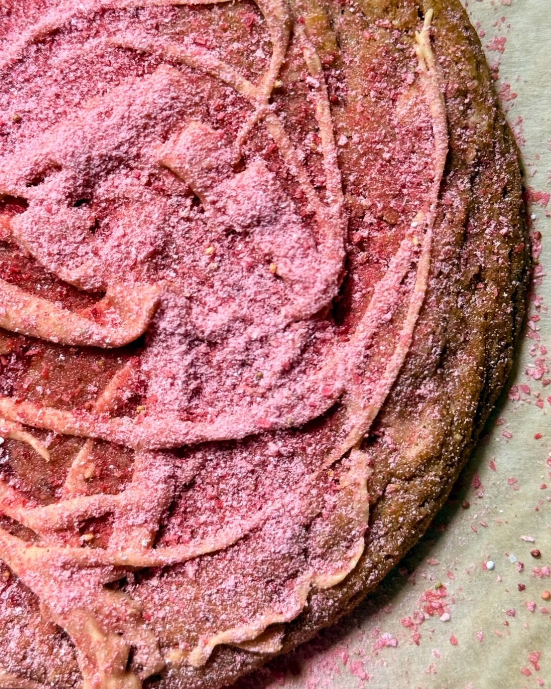 Quiet on the creek 🤫🎣

Lunchbox will have you reminiscing of the simpler days: Nickelodeon, Nintendo 64, and a PB&amp;J 🥜🍓

#cookiesdefleur #madeindc #dcfood #peanutbuttercookies