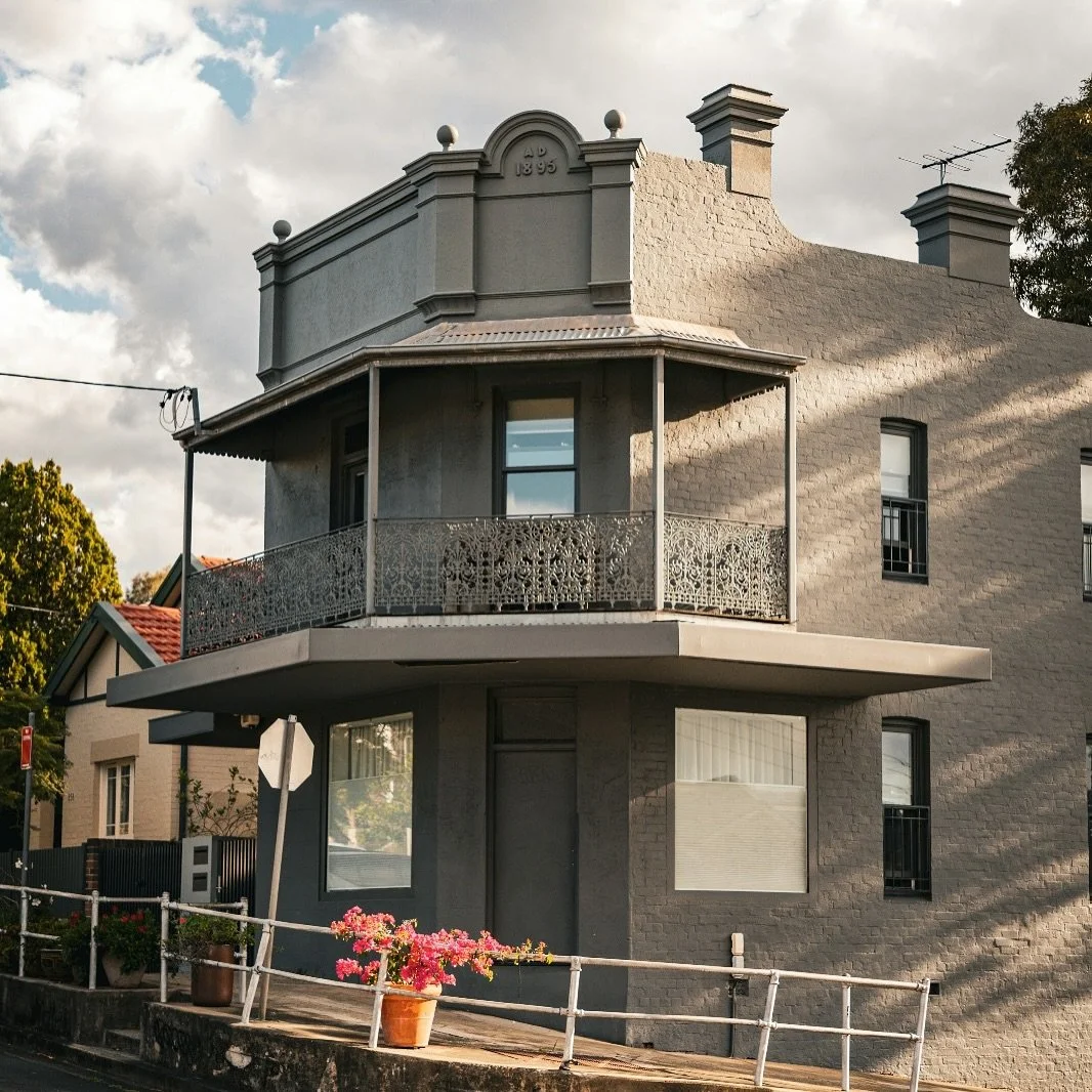We&rsquo;re on the lookout for a Leading Hand to join our team at Engage Construction 👷&zwj;♂️

Based in Sydney&rsquo;s Eastern Suburbs, we specialise in remedial building and high-end residential renovations. From balconies and fa&ccedil;ades to de