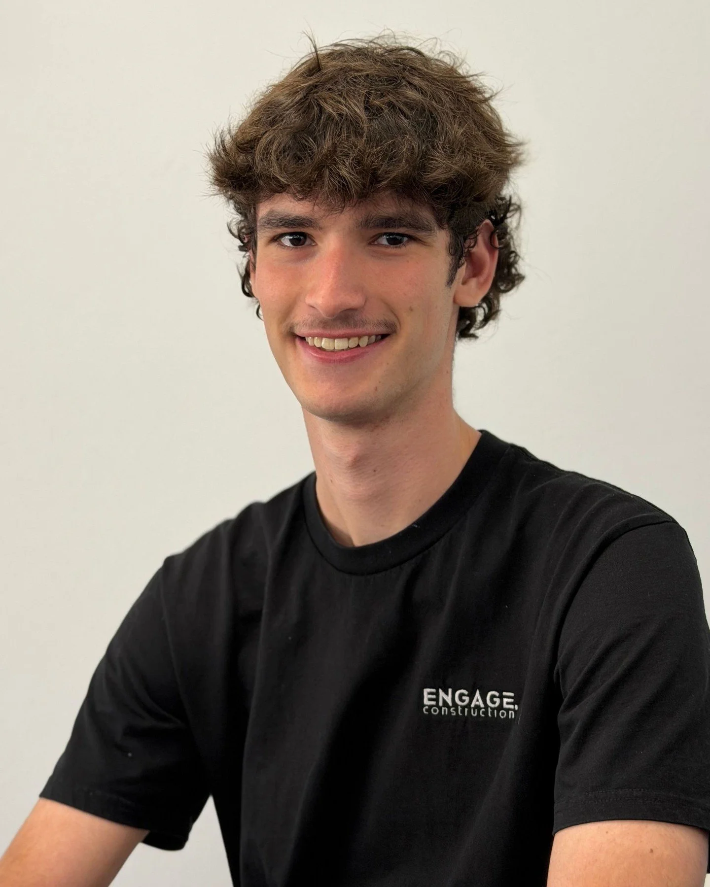 𝗝𝗼𝗻𝗮𝘁𝗵𝗮𝗻 𝗦𝗵𝗲𝗲𝗵𝘆, 𝗔𝗽𝗽𝗿𝗲𝗻𝘁𝗶𝗰𝗲 𝗖𝗮𝗿𝗽𝗲𝗻𝘁𝗲𝗿

Jonathan has completed his school-based apprenticeship and is now full time with us &mdash; on the tools across live residential and remedial jobs while he continues at TAFE.

He