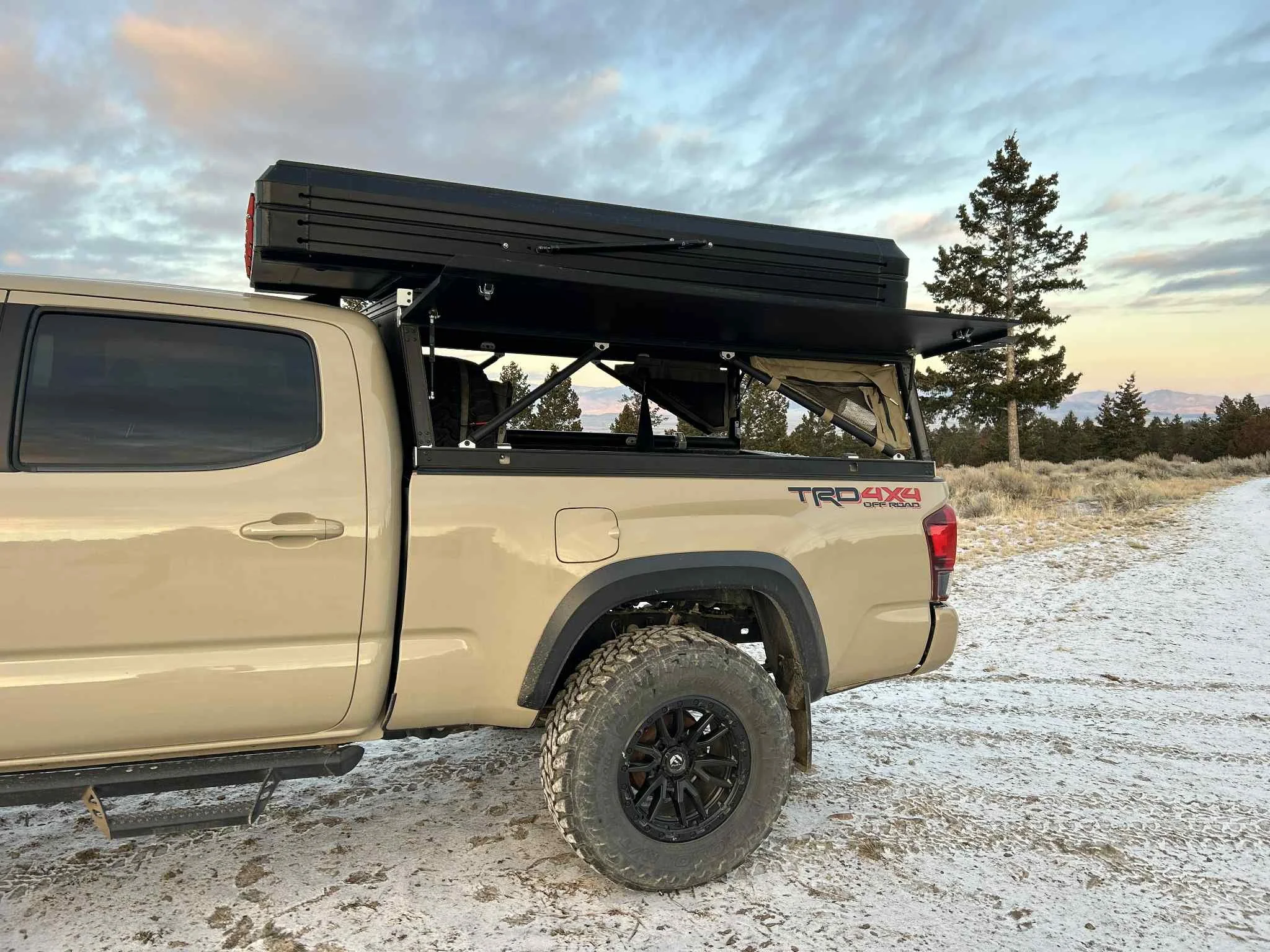 Topper Rear Frame Bags