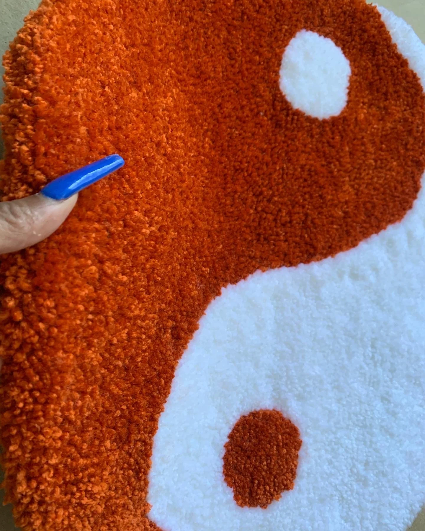 Yin and yang orange up close.JPG