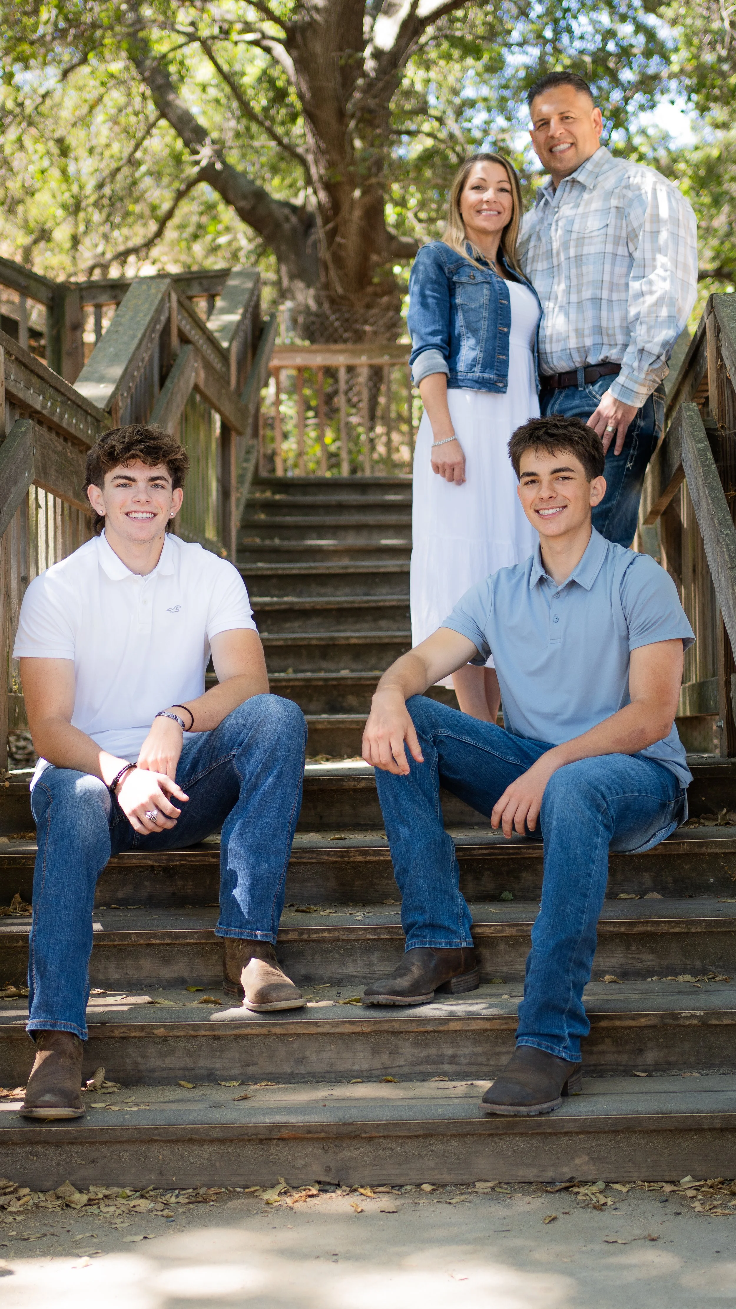 Family Photoshoot in los altos California with a forest vibe .