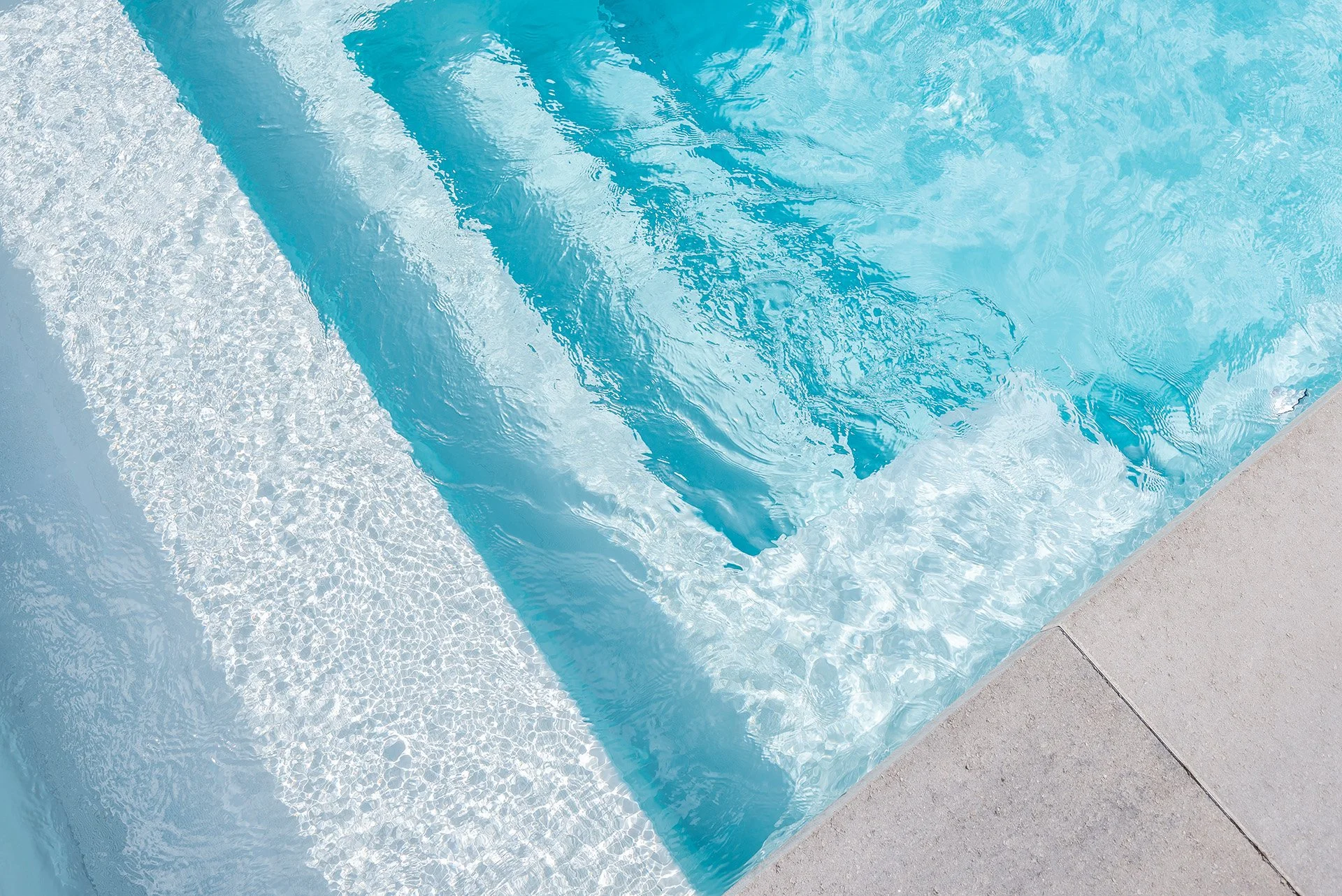 AQUARINO OPALE 816 ARCTICGREY 8557 low.jpg