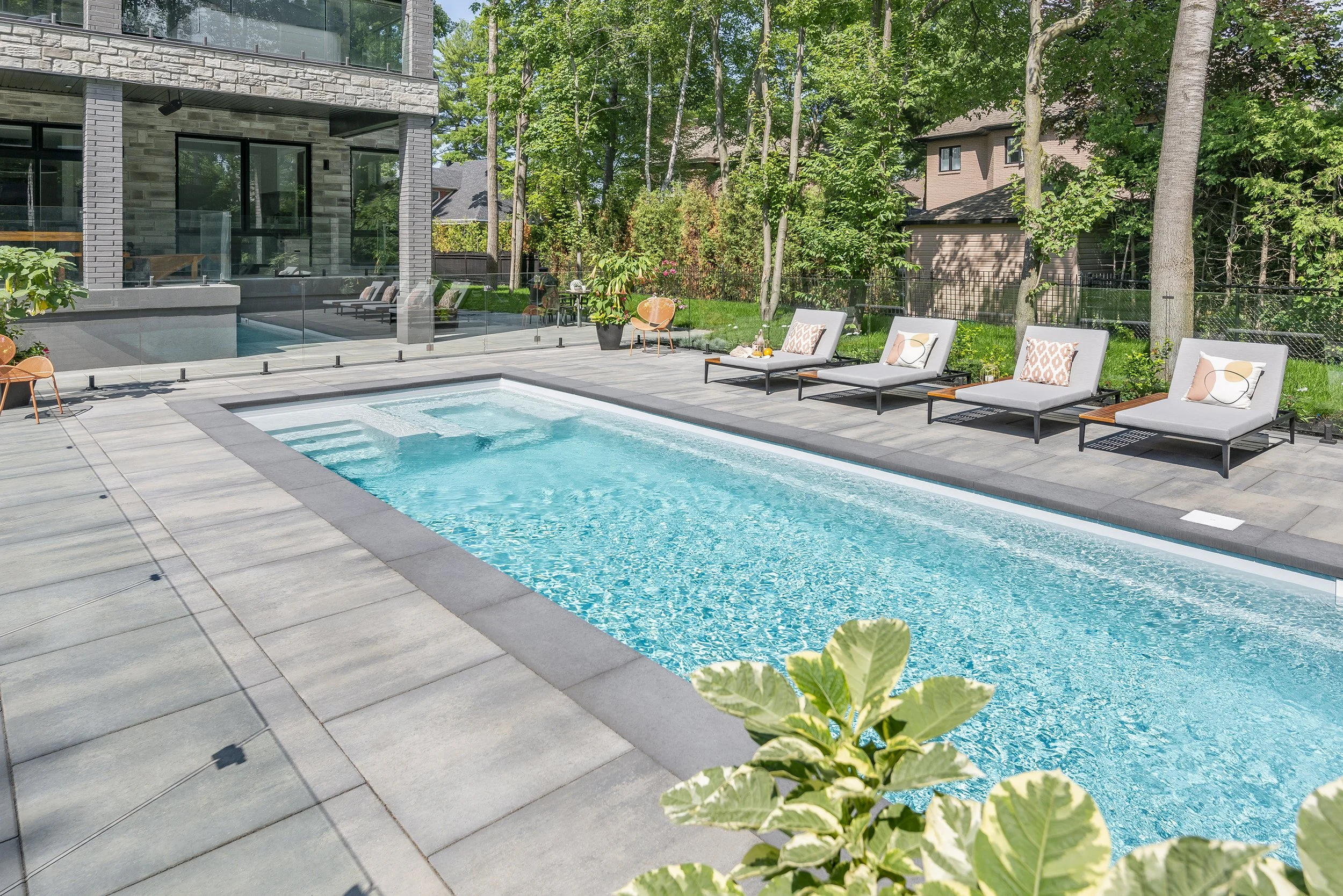 AQUARINO LAZULI 1232 ARCTICGREY 3608 low.jpg