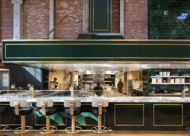 Bar &amp; Lounge