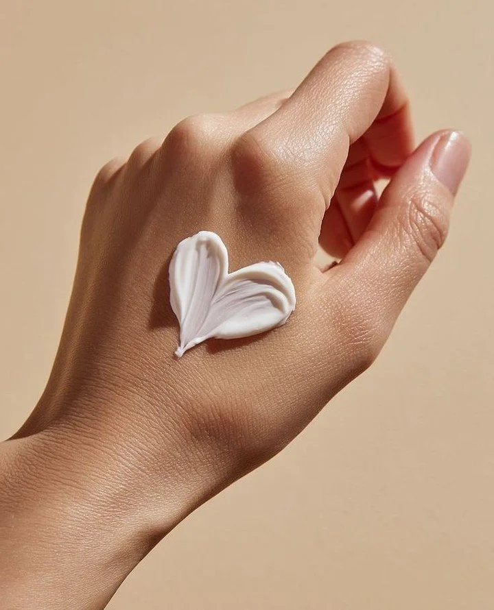 Skin confidence, thoughtfully delivered.⁠
⁠
Give us a call today to book your first appointment and begin your path to clearer, more radiant skin ✨️⁠
⁠
⁠
⁠
⁠
⁠📷️: Pinterest (sole)⁠
#clearskin #beautifulskin #brightskin #lasertreatment #noninvasive #