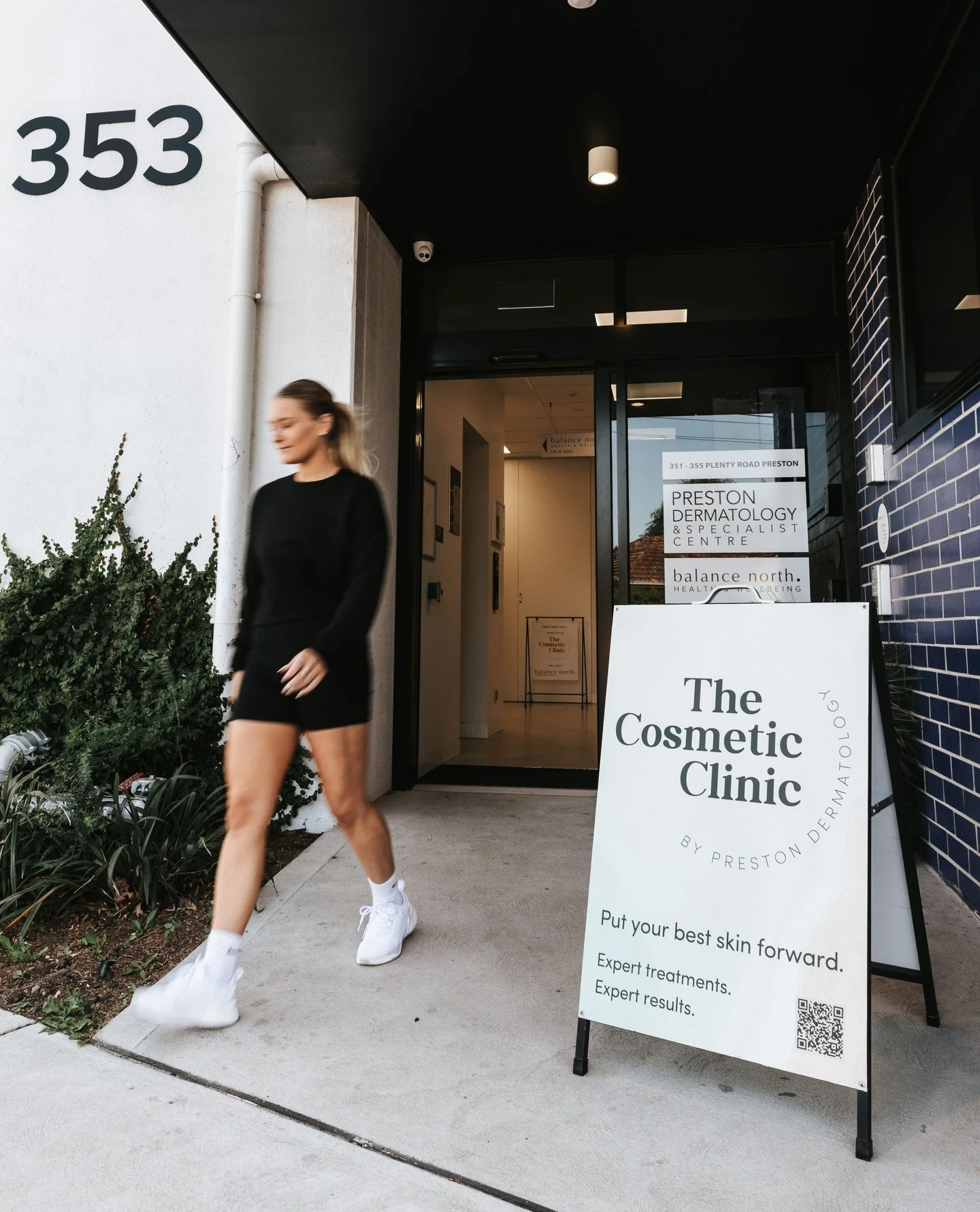 At The Cosmetic Clinic, we want you to leave feeling confident in your skin.⁠
⁠
With expert treatments and personalised care, we&rsquo;re here to help you put your best skin forward.⁠
⁠
Speak with our friendly team to book your initial consultation t