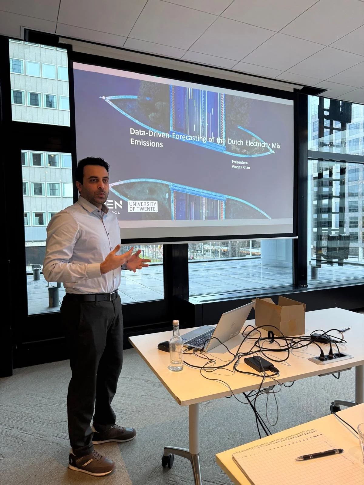 Updates presentatie door Waqas Khan