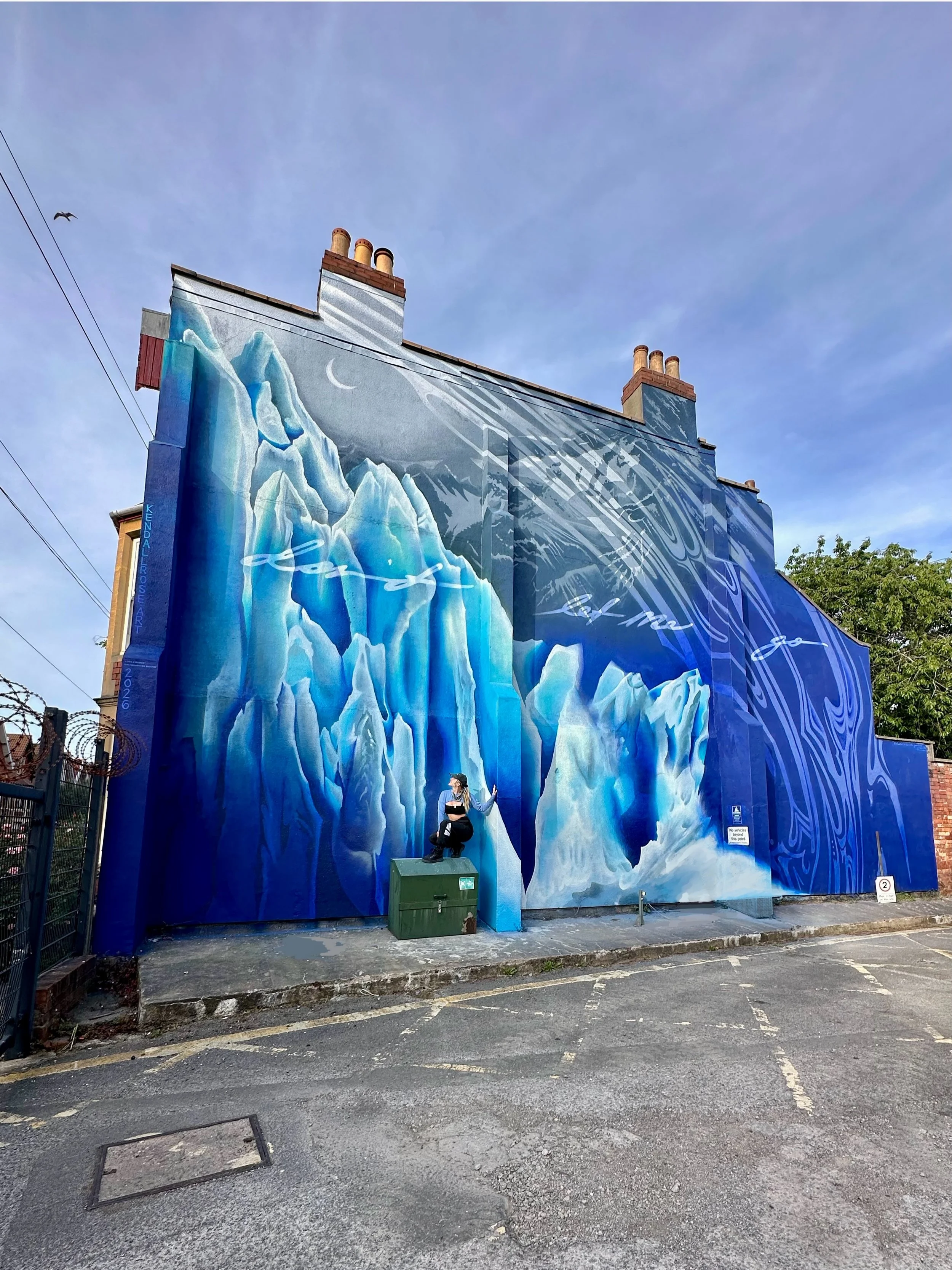 &ldquo;Don&rsquo;t Let Me Go&rdquo; in Bristol, UK 🇬🇧 for @upfest 

What I hold on to the most from these experiences are the moments I have with you.

Painting is one thing, but the reason I keep making them is for everything that happens because 