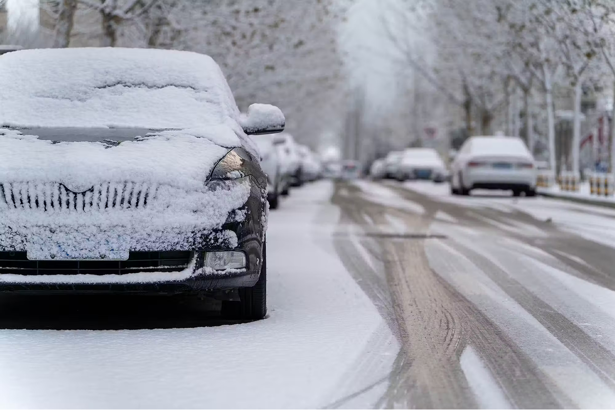 Selling Cars in Poor Weather Conditions: Tips to Avoid Depreciation