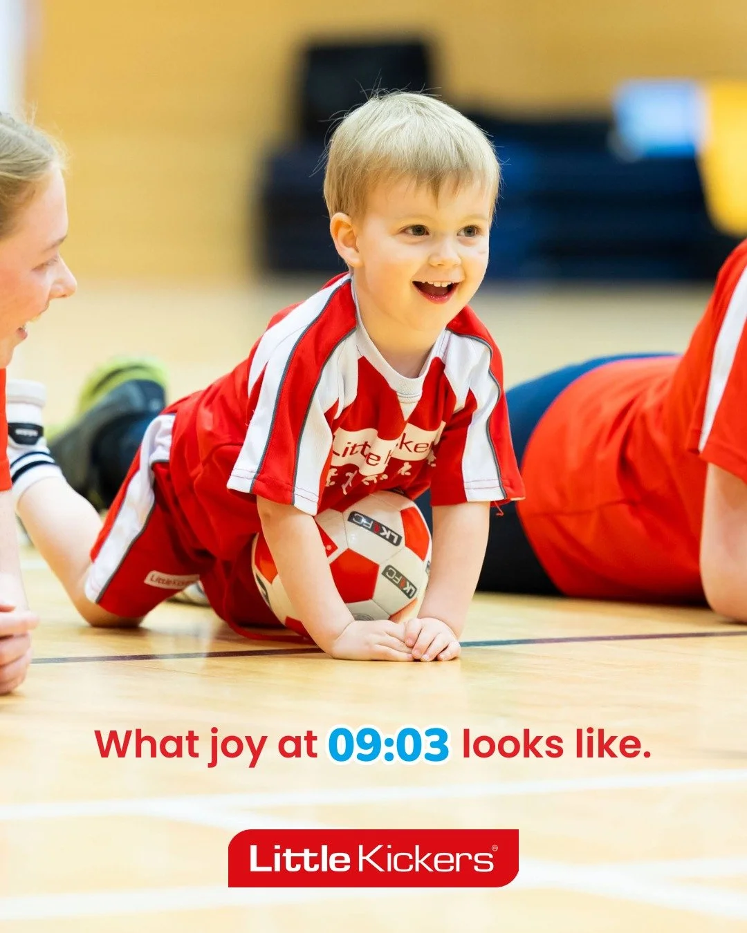Whether it&rsquo;s 09:03 or 10:15, Little Kickers brings soccer, fun and laughter to your weekend routine. No screens, no stress&hellip; just pure joy in every kick.

#saturdaymorningfun #weekendplans #soccerforkids #earlyyearssport #toddleractivitie