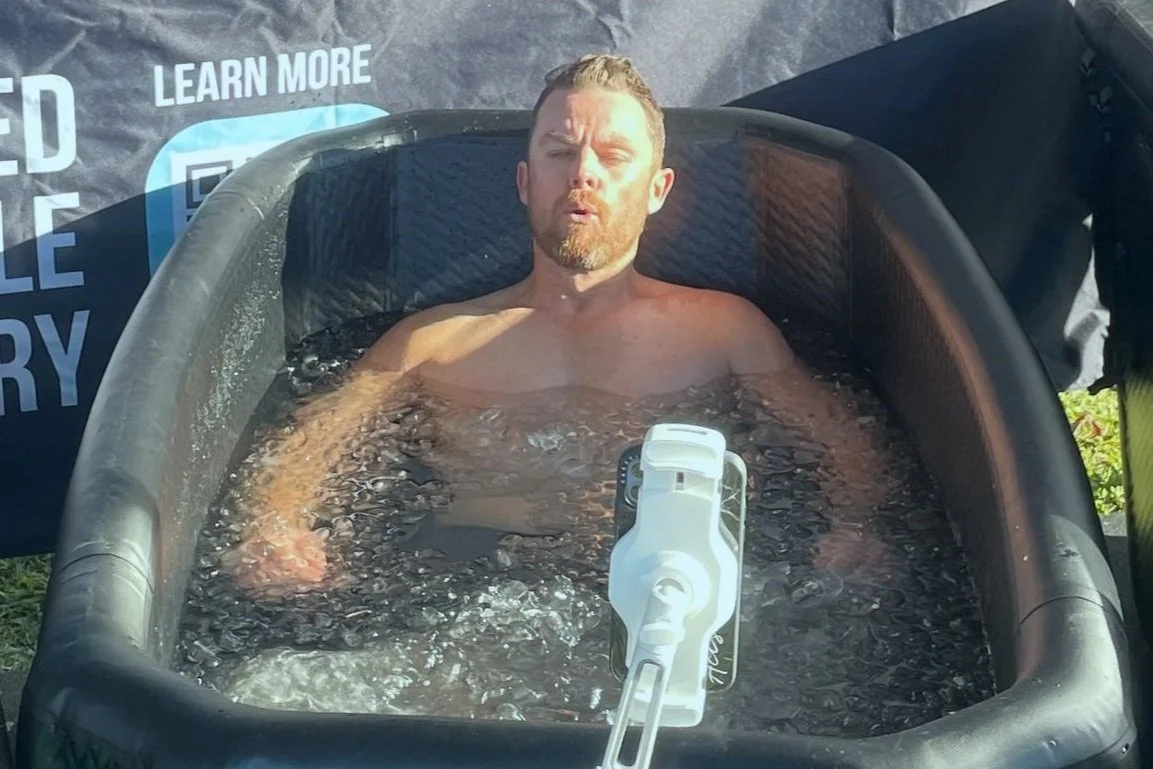 Invigorate Recovery in action, Cool down, reduce soreness, and speed up recovery with our premium KOUD ice baths. Designed for comfort with slope backs and full tubs, they also give your immunity and mental focus a boostโleaving you feeling refreshed
