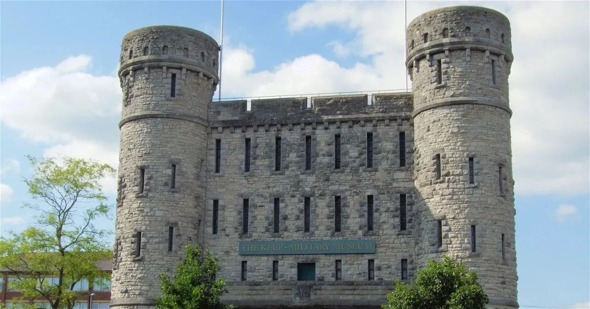 KeepMilitaryMuseum-ezgif.com-webp-to-jpg-converter.jpg