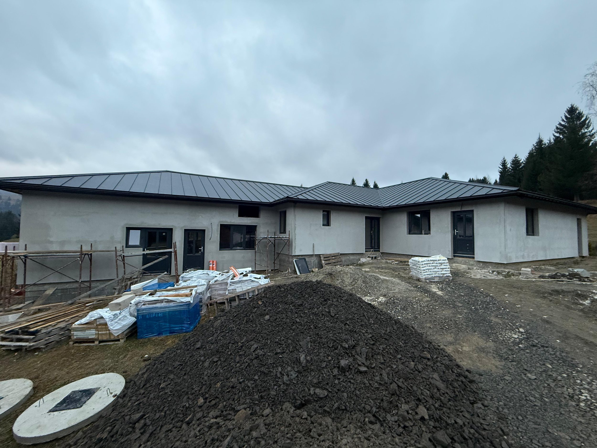 WhatsApp Image 2025-12-12 at 15.27.36 (1).jpeg