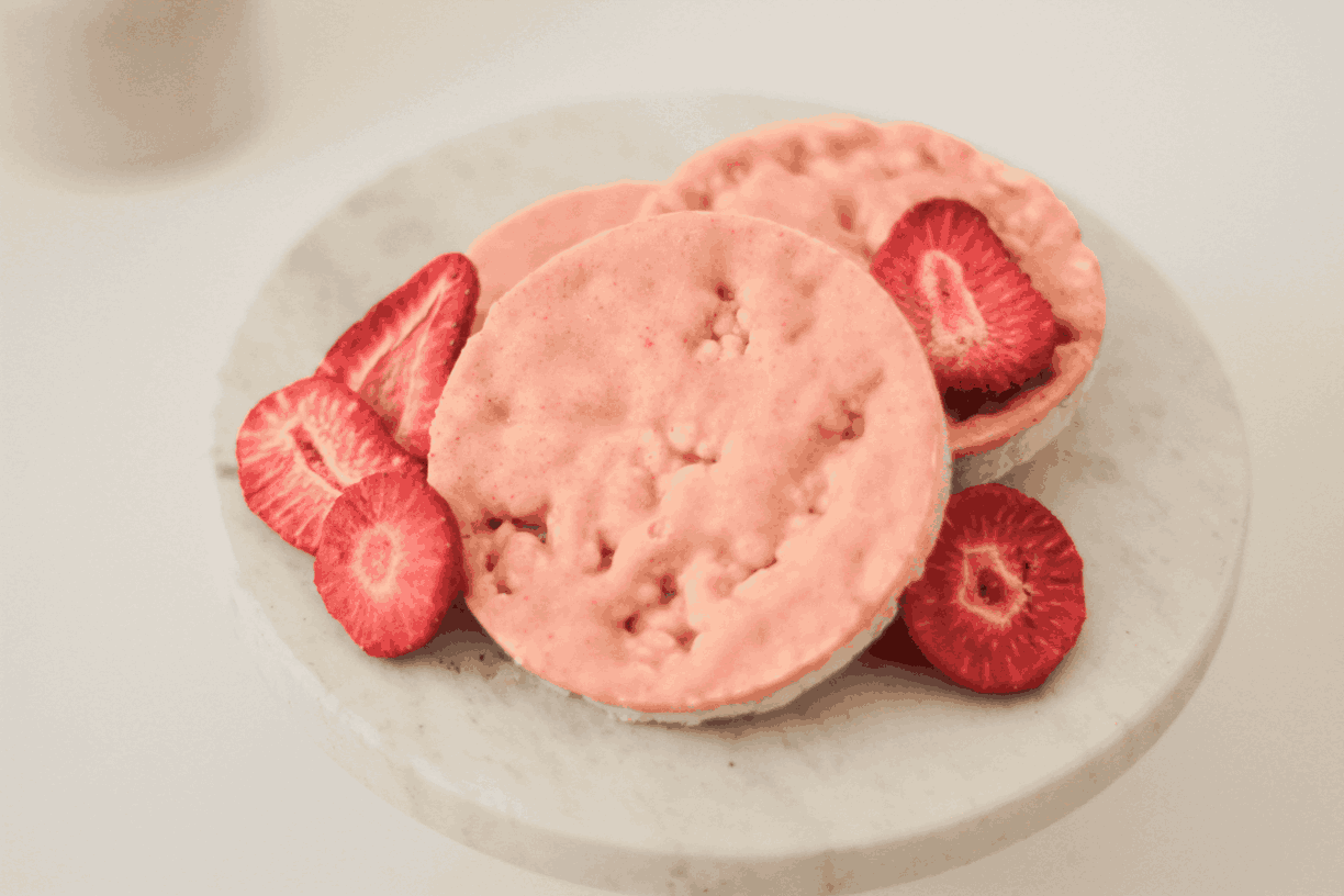 Freeze dried strawberry powder aplication Vitachem 2.png