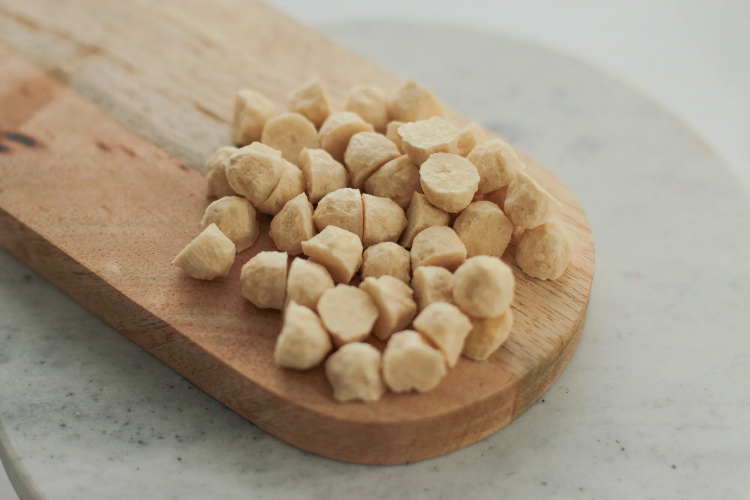Freeze dried melts banana
