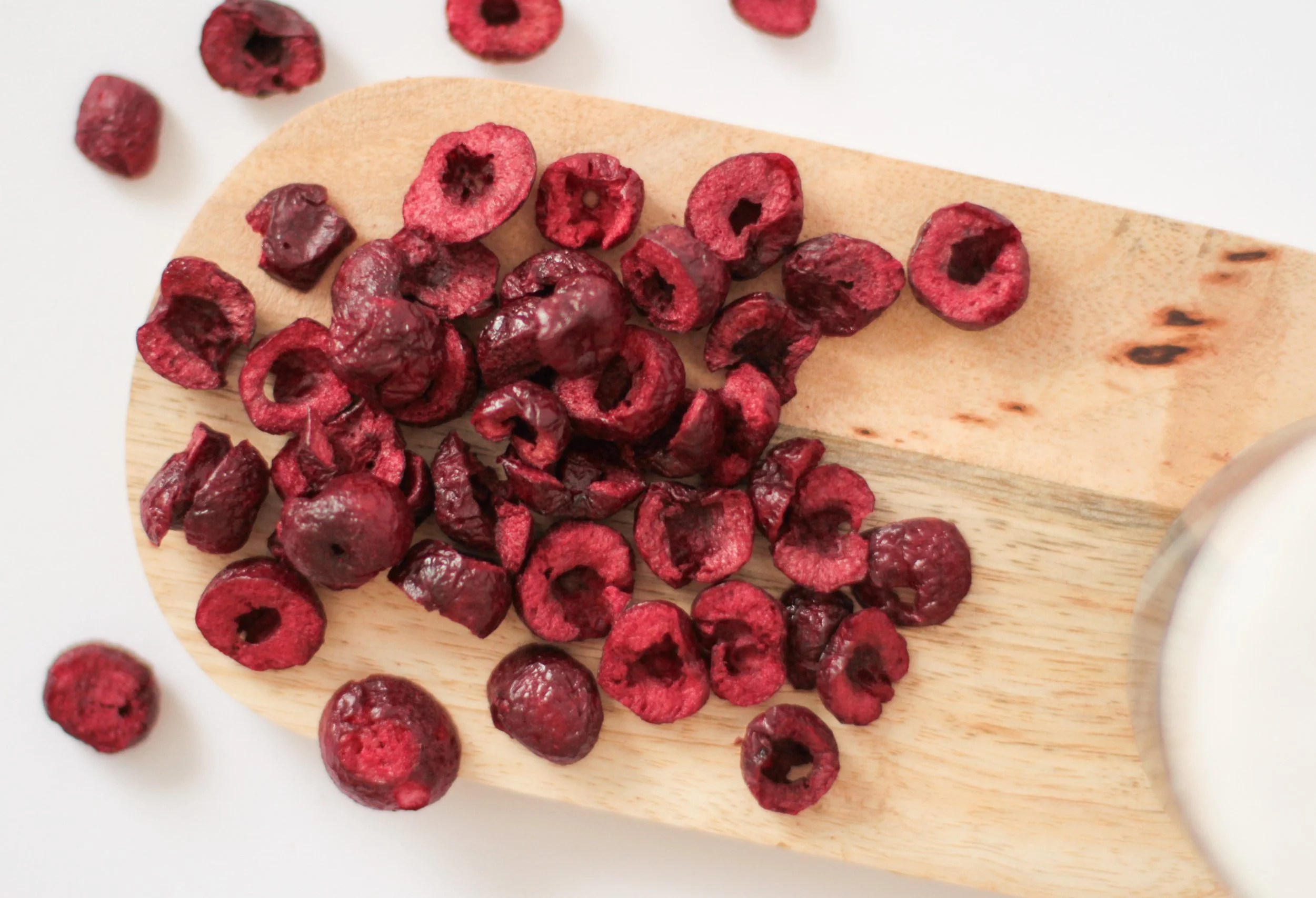 Freeze dried fruit sour cherry 3.jpg