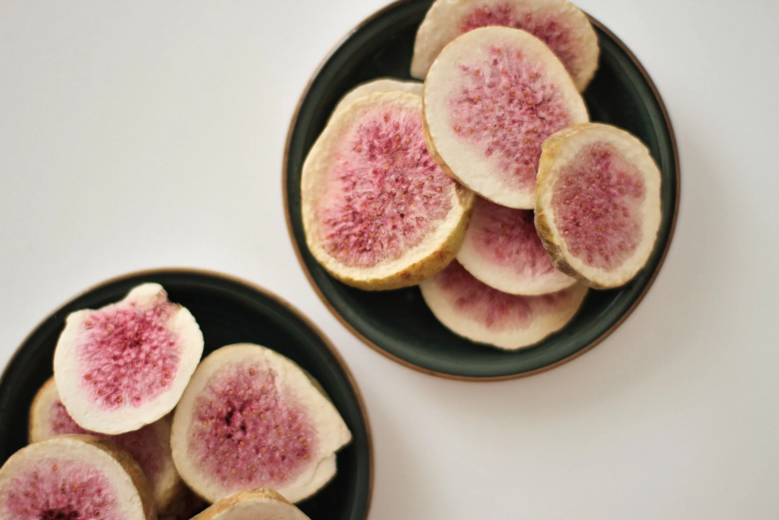 Freeze dried fruit green fig.jpg