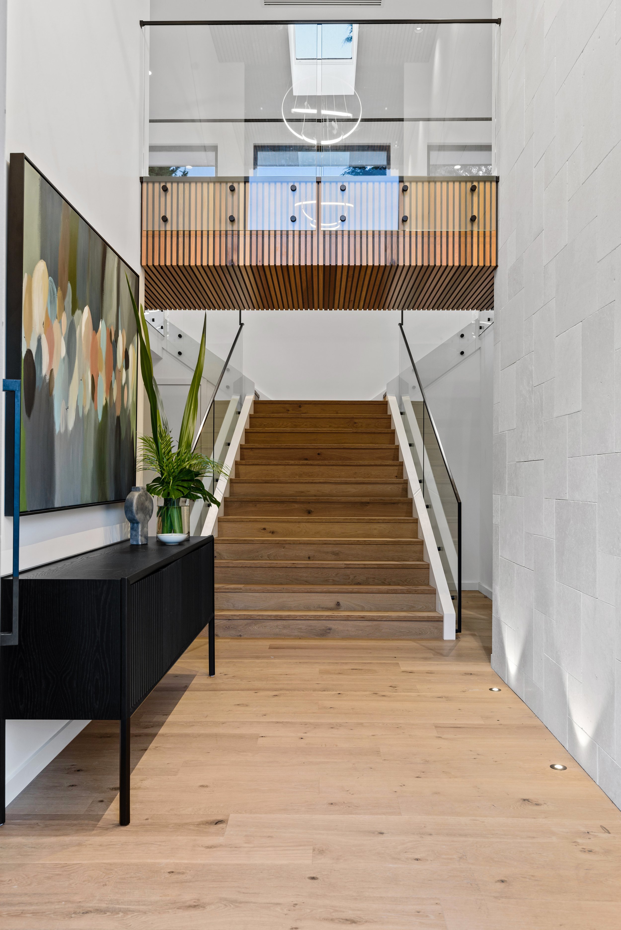 4_Dassisi_Court_201.jpg