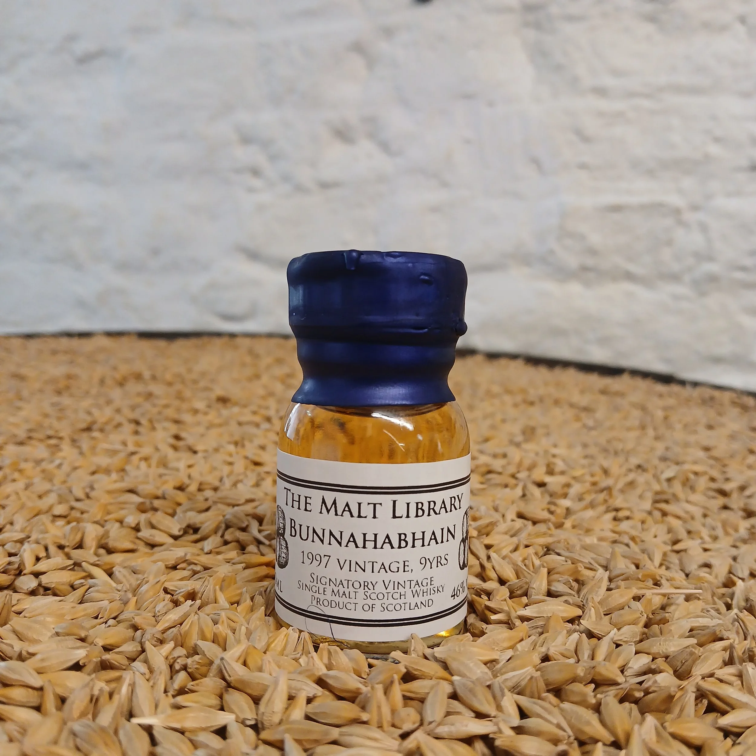Bunnahabhain 1997 Vintage 9 years Signatory.jpg