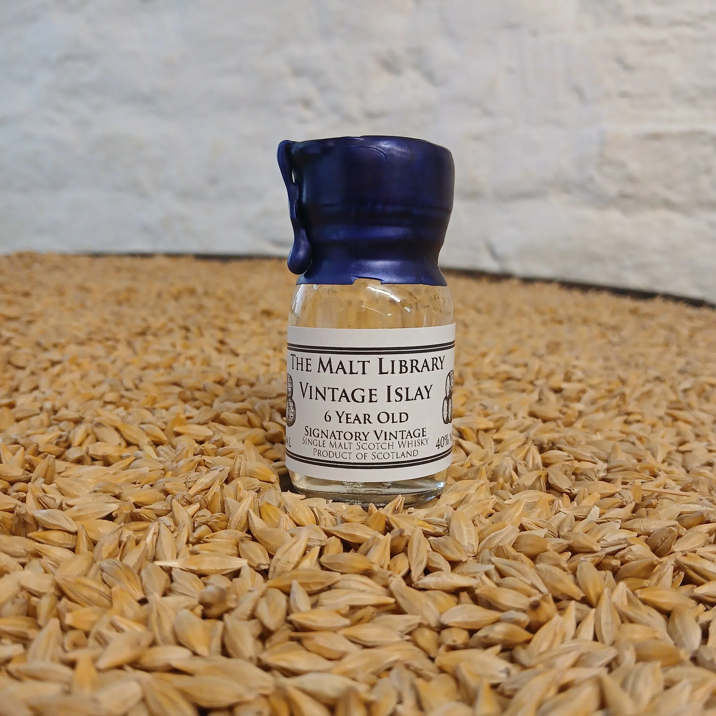 Vintage Islay 6 year old Signatory.jpg