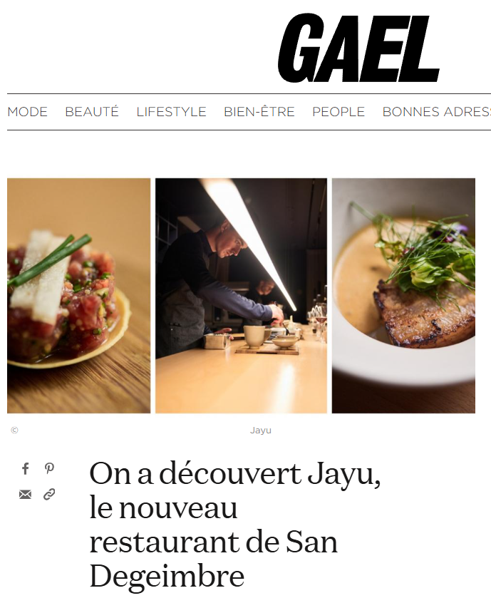 Page d'un magazine ou site web présentant trois images : un plat gastronomique, un chef au travail dans une cuisine et un autre plat. Il y a un titre en français annonçant la découverte du nouveau restaurant Jayu à San Degeimbe.