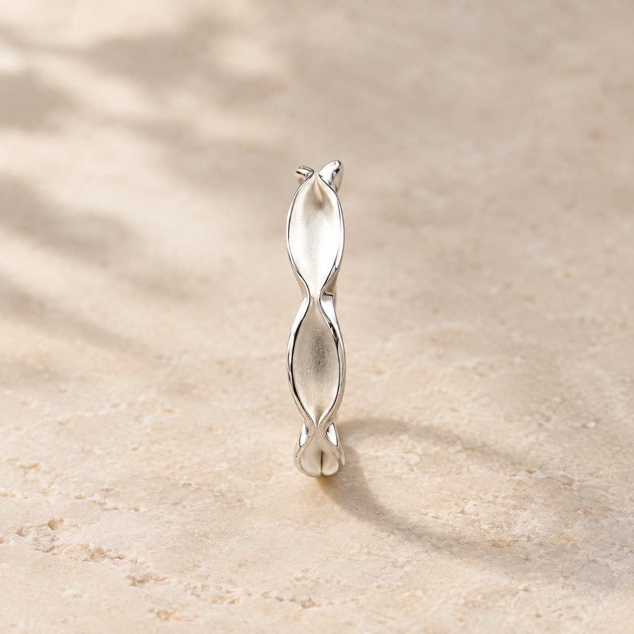 Silver Petal Ring 1.png