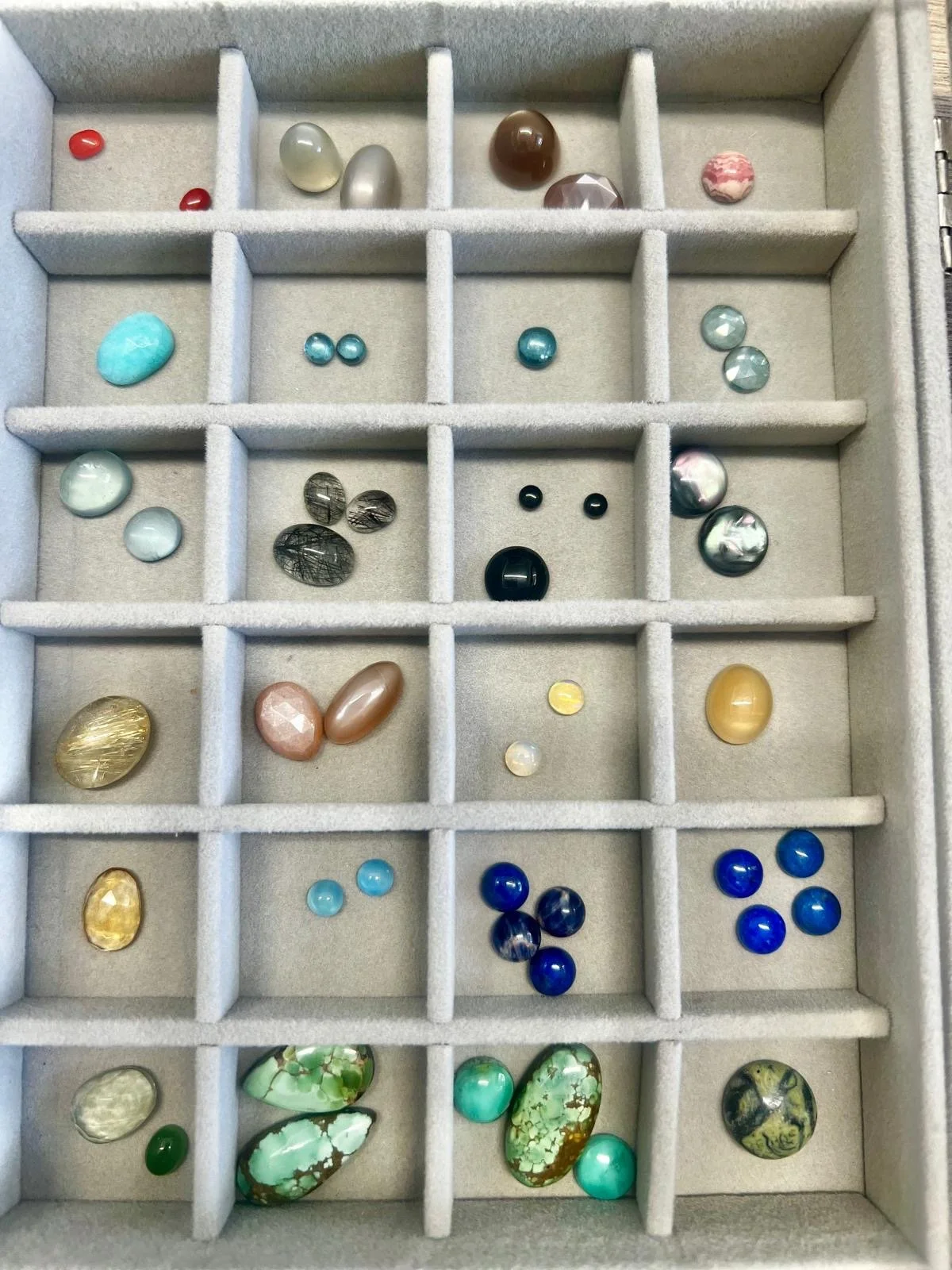 cabochons.JPG