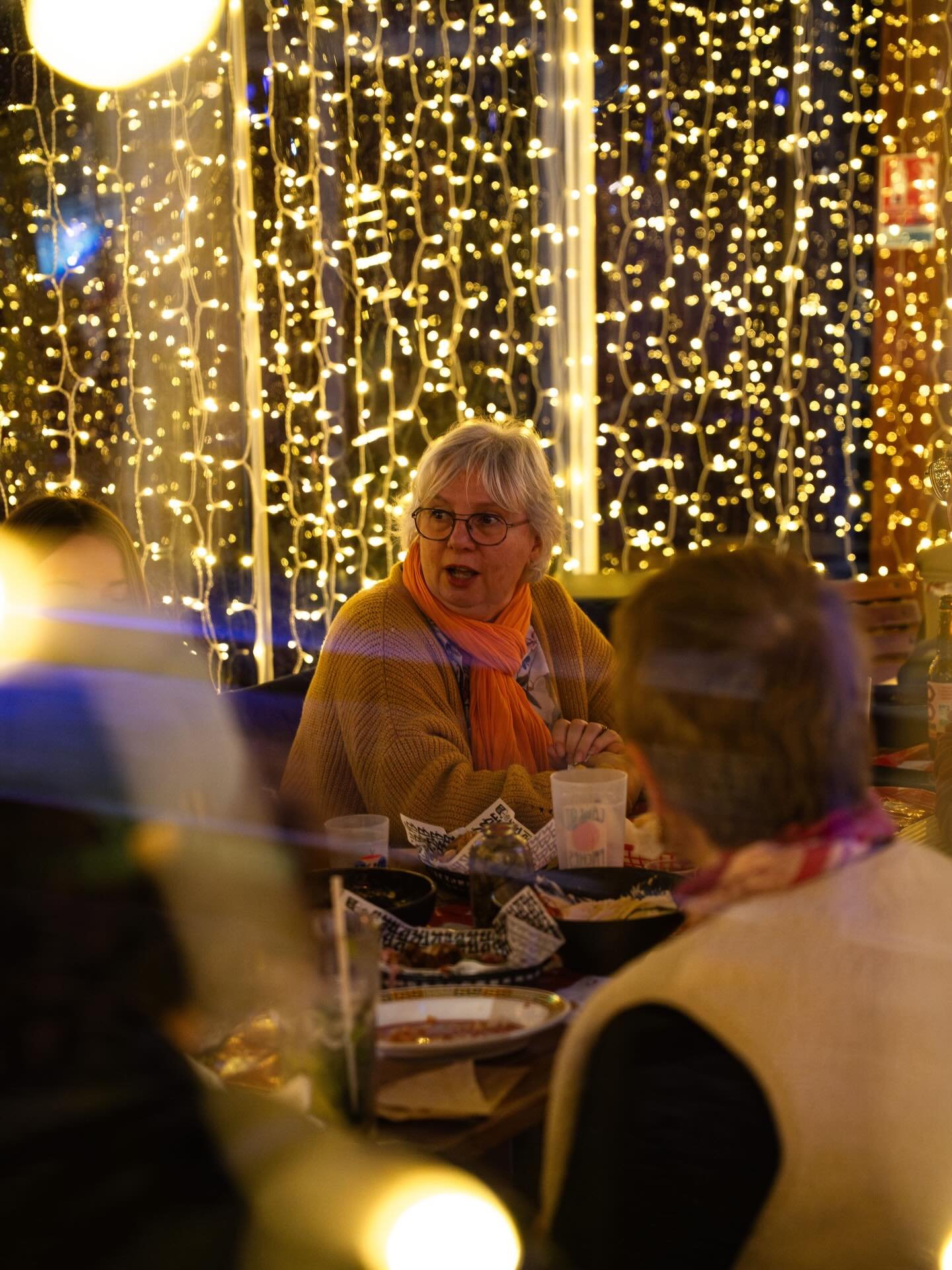 // PROFITEZ DES SERRES TANT QU&rsquo;IL EN EST ENCORE TEMPS 🌱🍻//

Des petits cocons pour 8 &agrave; 13 personnes, parfaits pour se retrouver entre amis, en famille ou entre coll&egrave;gues autour d&rsquo;un bon repas. Vous choisissez votre playlis