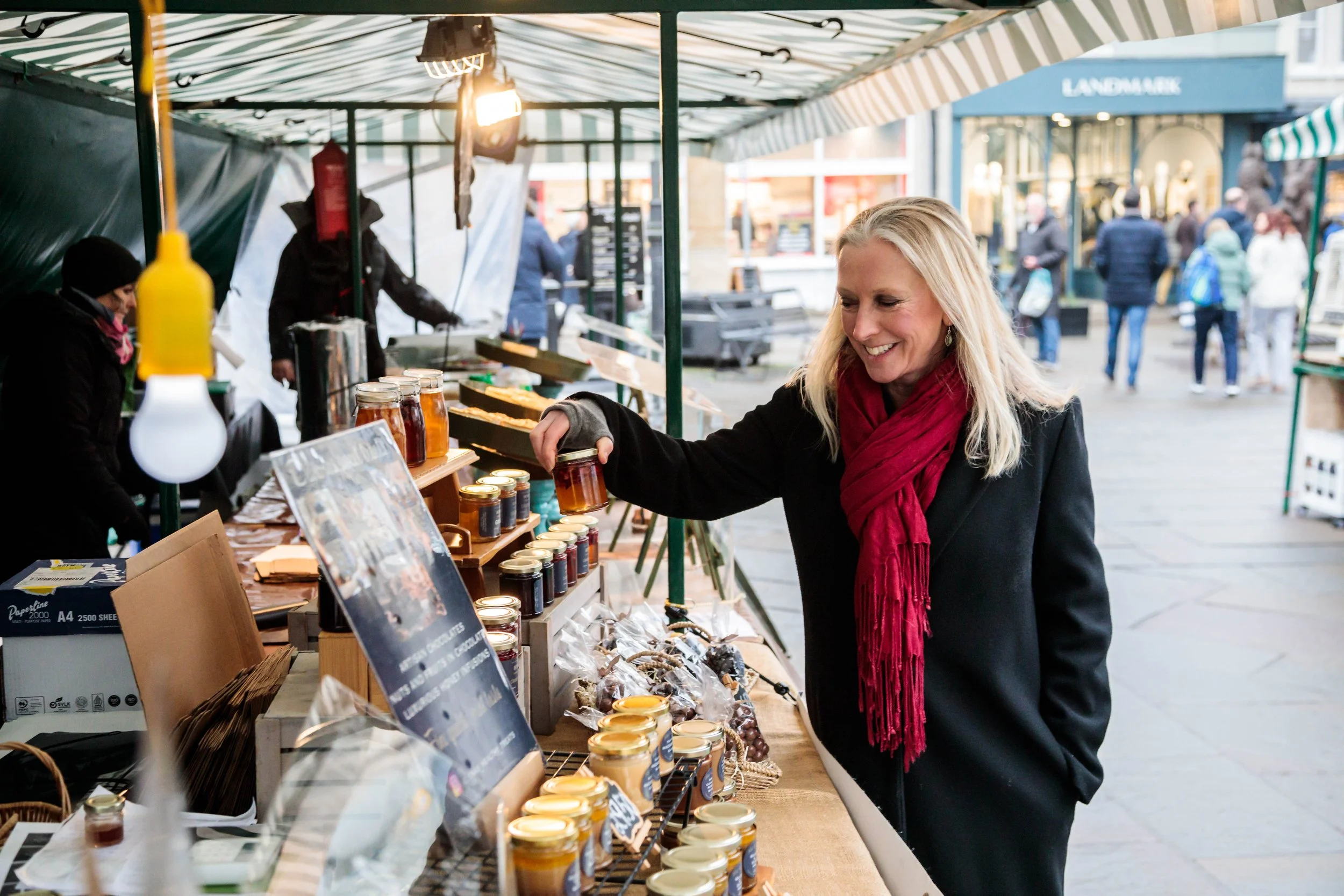 Roz Savage MP at Cirencester Market Place