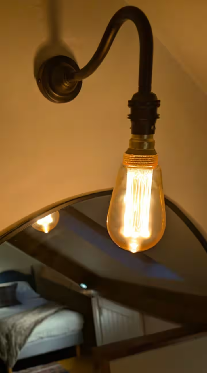 ImageDownloader_www.airbnb.co.uk_45e47c13-a4d9-42a2-88f1-08a8907518e6 (2).png