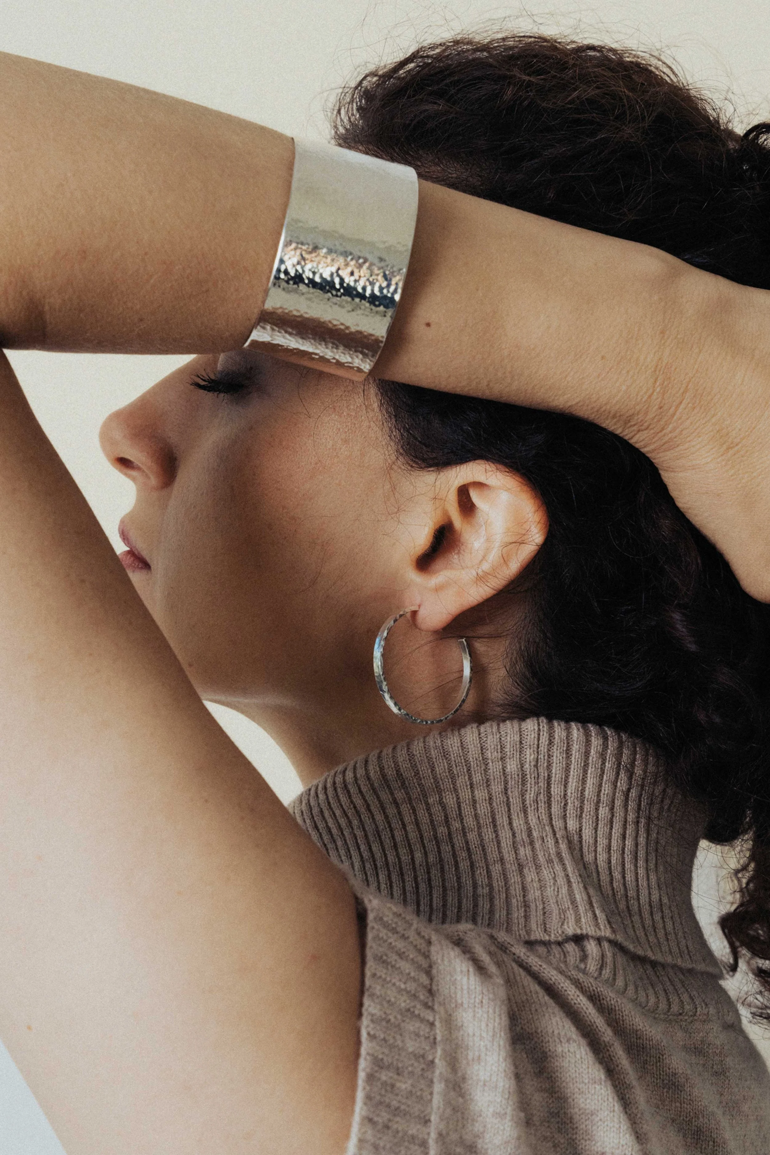 Gesmede zilveren armband op maat van de klant door Salvador Jewels