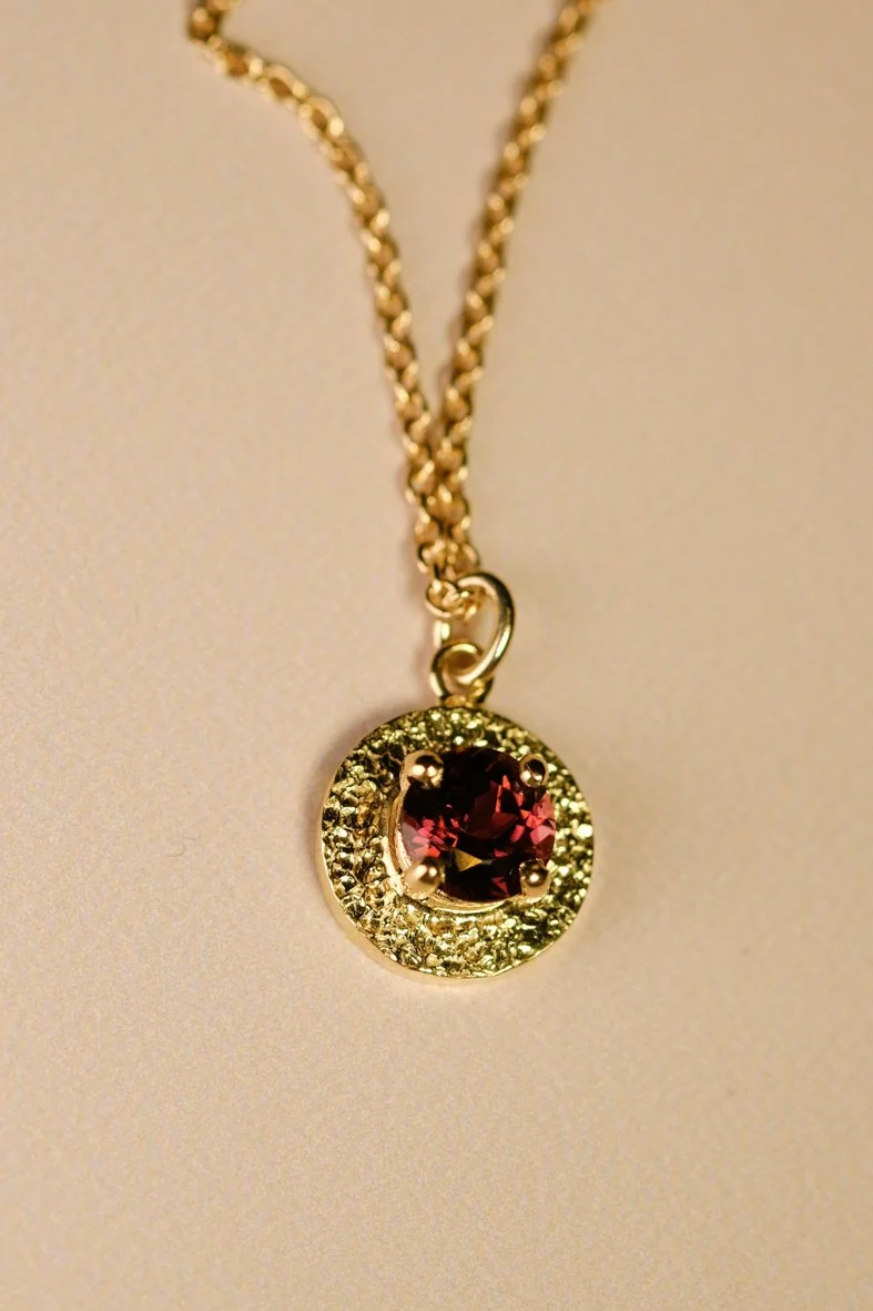 Ketting lizzie klein bordeaux toermalijn web-7.jpg
