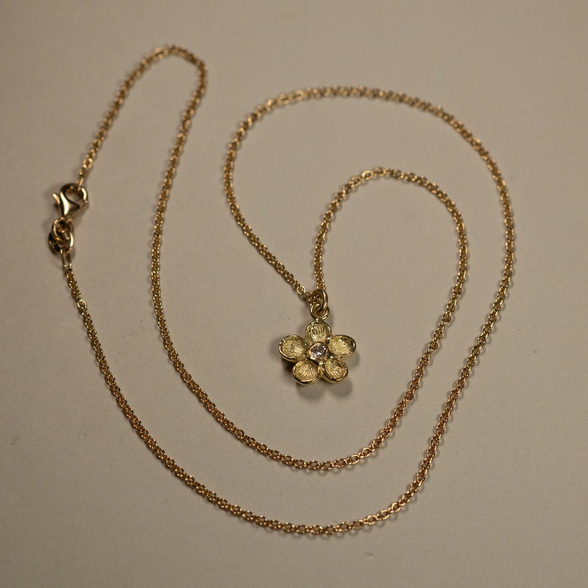 Ketting BLOOM mini goud en diamant