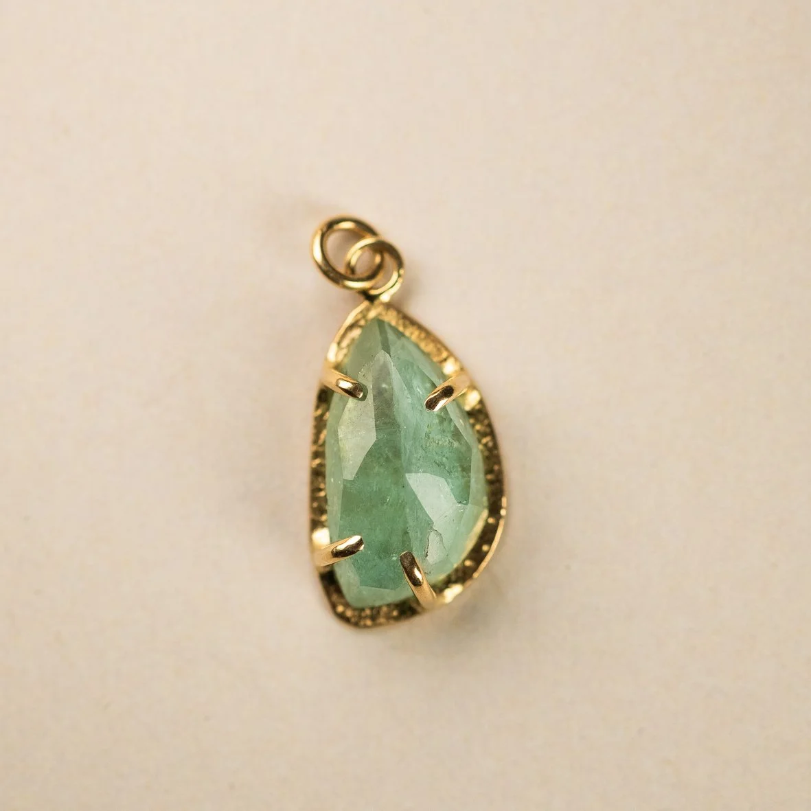 Hanger HELSINKI met groen-blauwe toermalijn