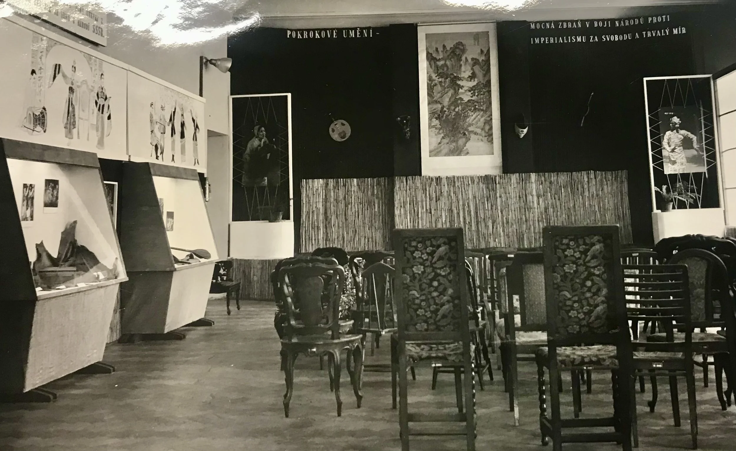 The exhibition Art Against Imperialism presenting exhibits from the travels of Jiří Hanzelka and Miroslav Zikmund. (c) National museum