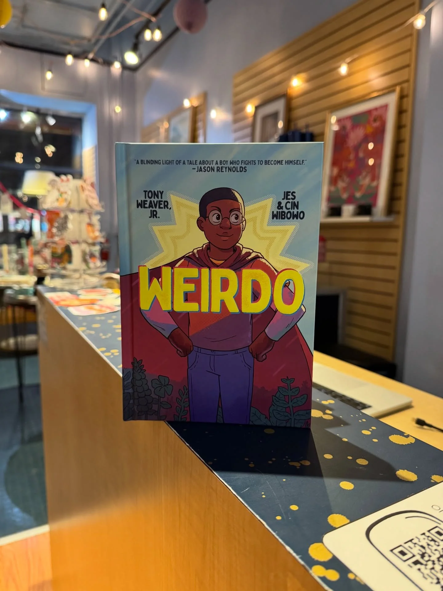 BOOKS BOOKS AND MORE BOOKS! 📚 We have so many new titles in, with options for every age and kind of reader! Non-fiction AND fiction, graphic novel AND prose, funny AND serious... Don't wait to snag these amazing page-turners! 🤩

#newinstore #skippe