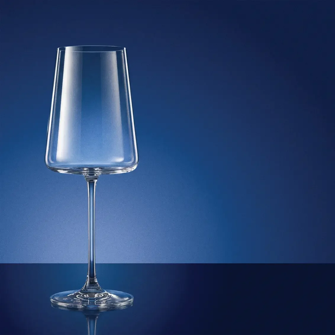 Bianca White Wine Glass