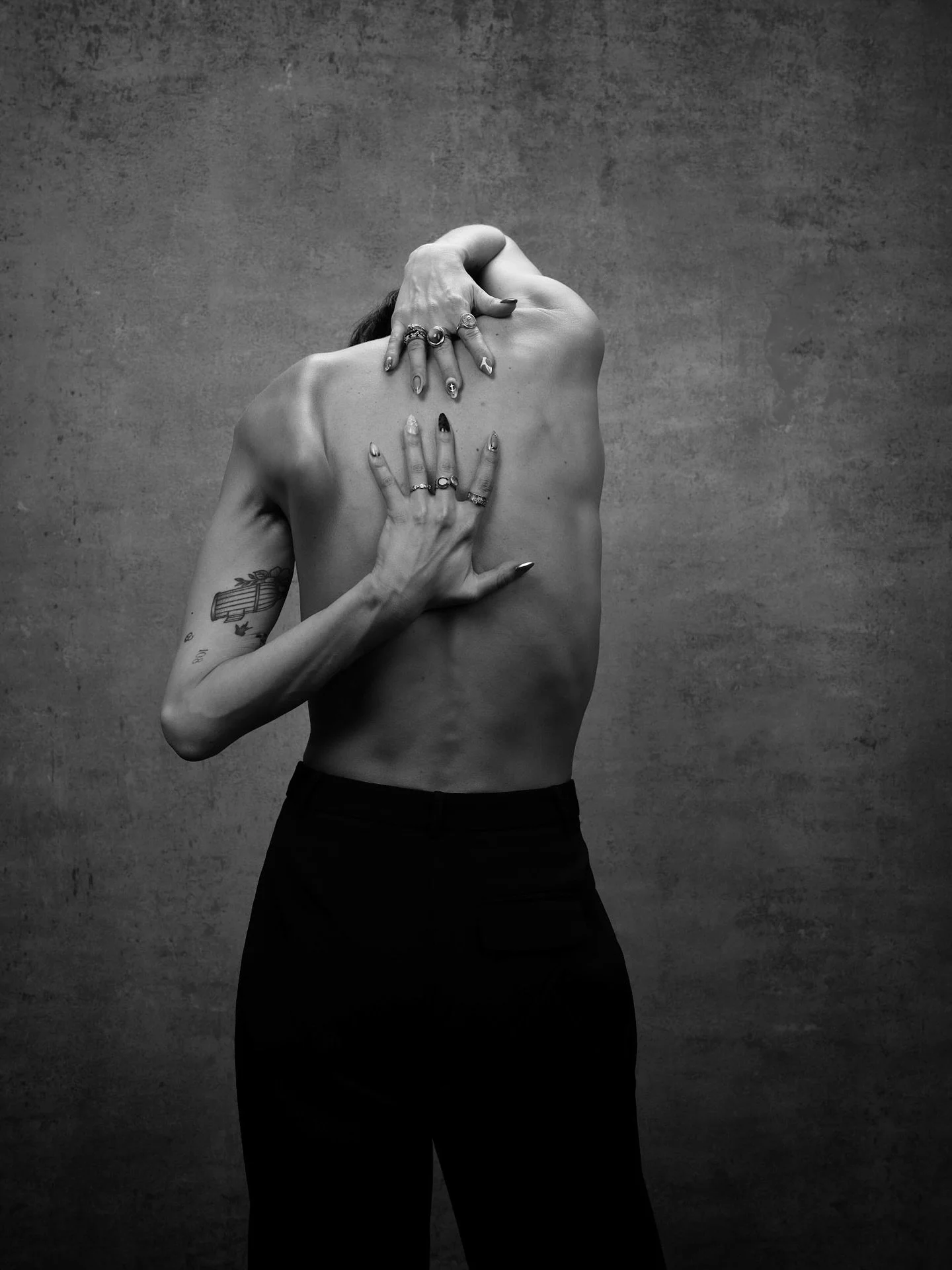 A part of me still thinks I&rsquo;m going back.
Maybe the body carries what the mind buries.